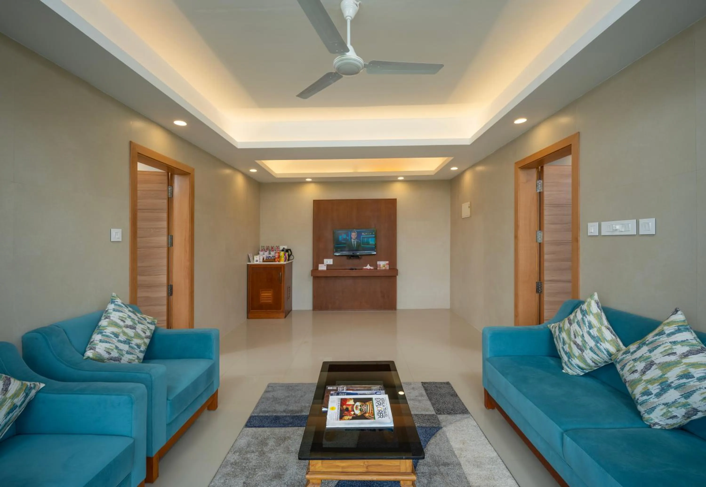 TV and multimedia in The Fog Munnar (Resort & Spa)