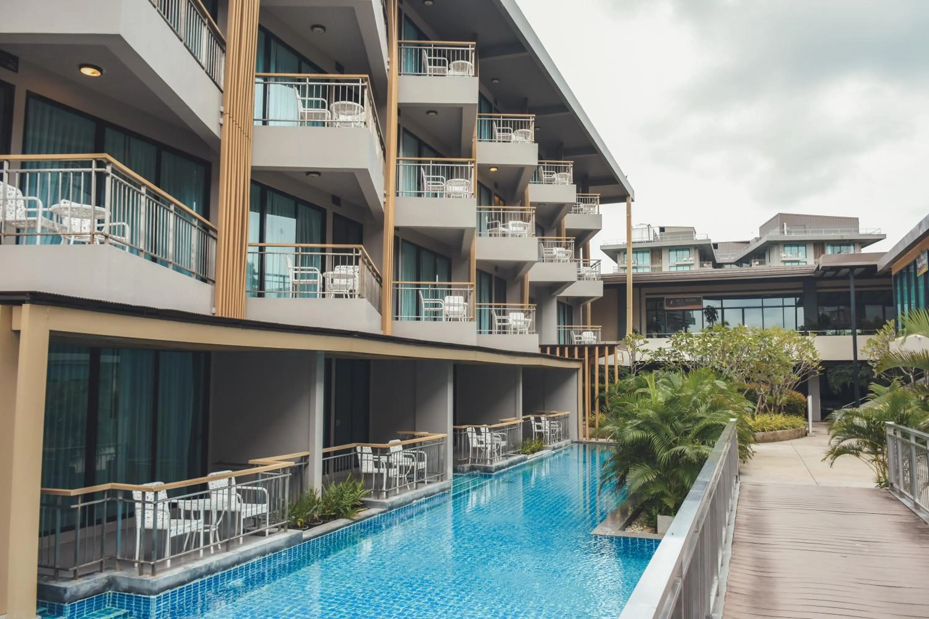 Sand Dunes Chaolao Beach Resort