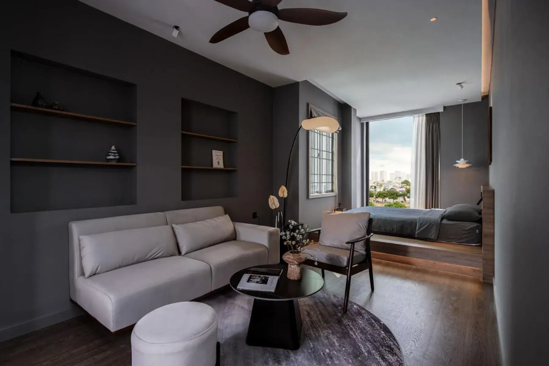 Deluxe City View in Express by M Village Võ Văn Kiệt Deluxe City View in Express by M Village Võ Văn Kiệt