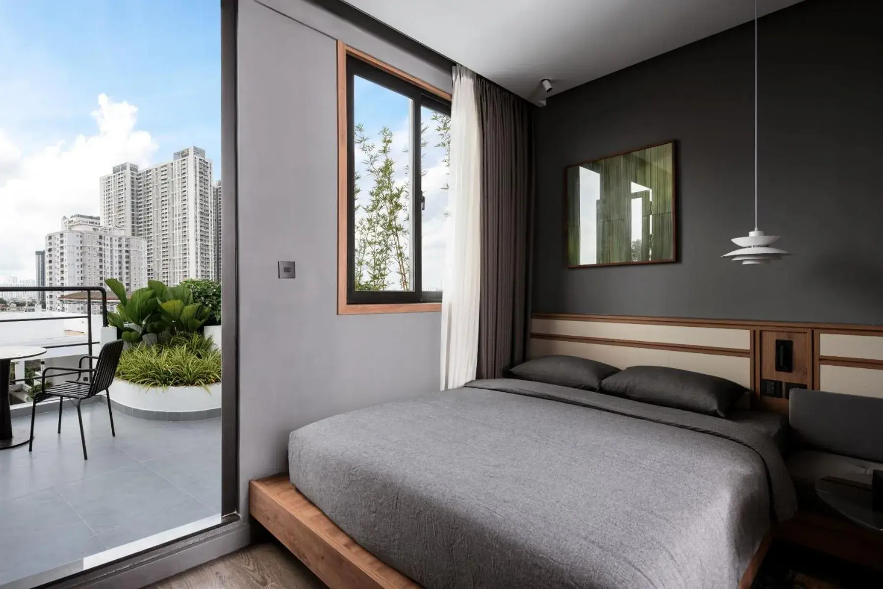 Premier Balcony in Express by M Village Võ Văn Kiệt Premier Balcony in Express by M Village Võ Văn Kiệt