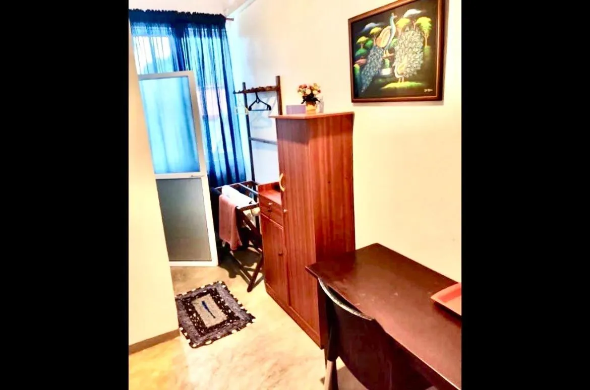 Bed in Holiday Inn Unawatuna