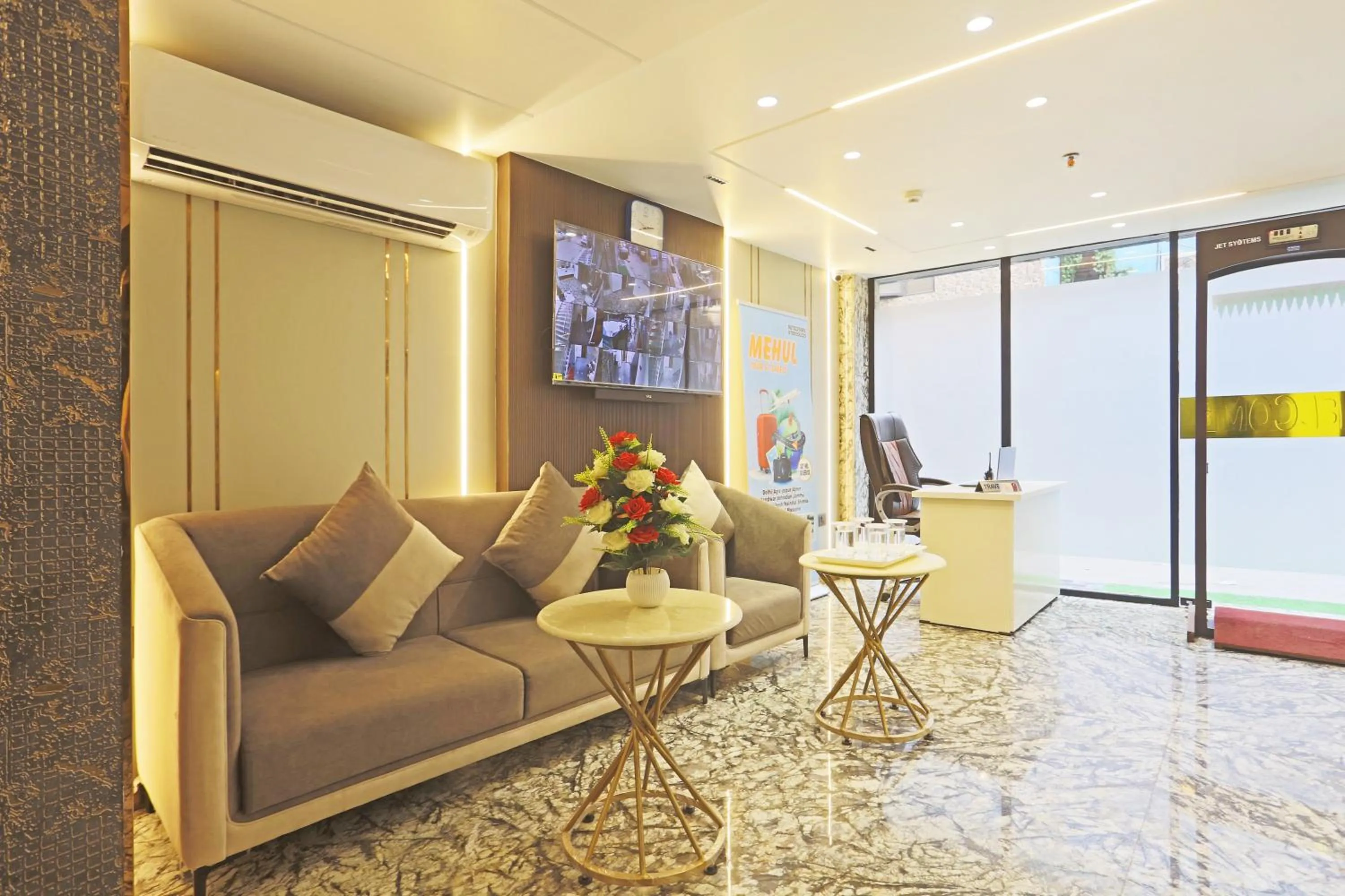 TV and multimedia in Hotel Mehul International -Near New Delhi Railway Station, Paharganj & Connaught Place