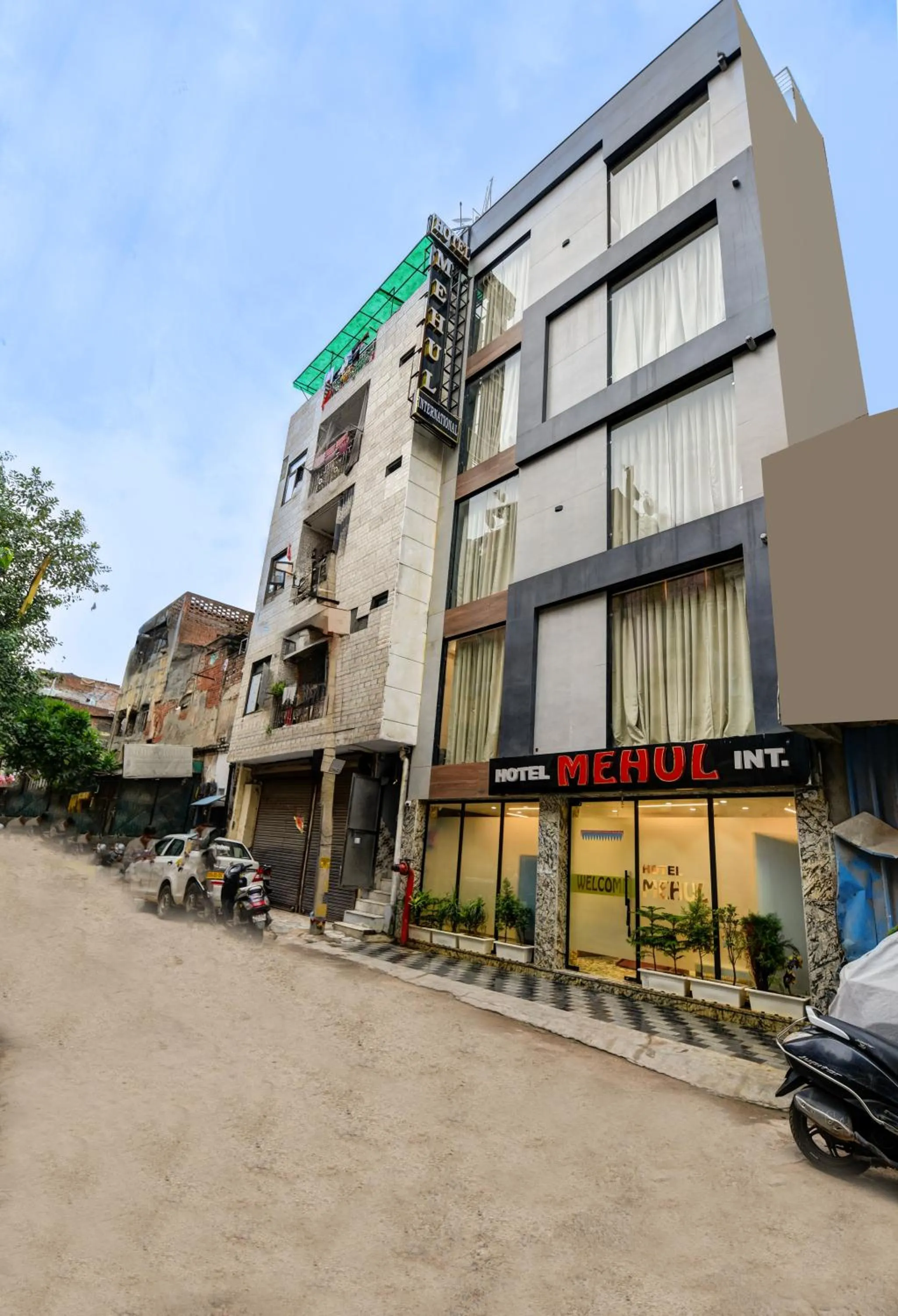 Property building in Hotel Mehul International -Near New Delhi Railway Station, Paharganj & Connaught Place