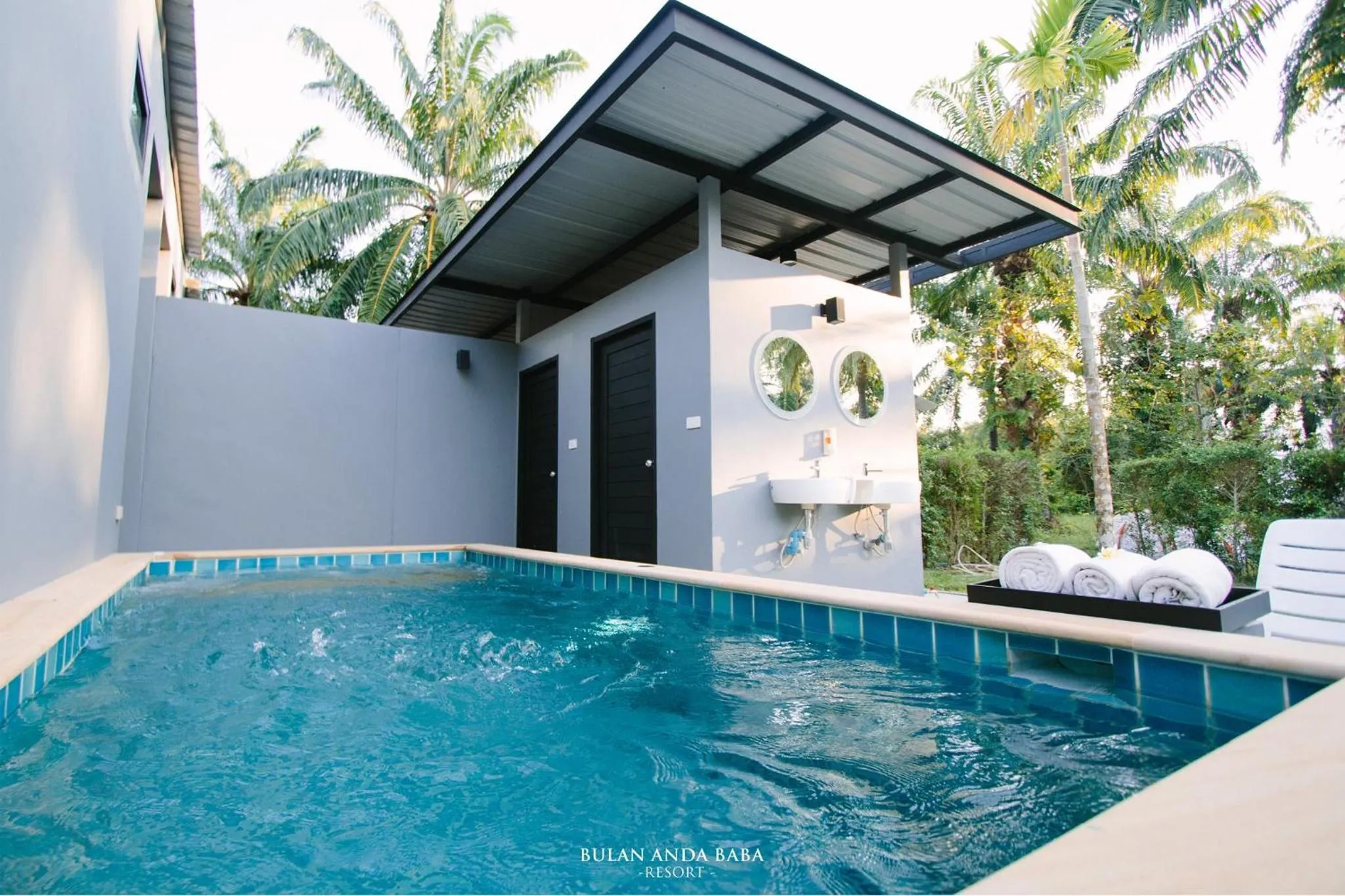 Swimming pool in Bulan Anda Resort