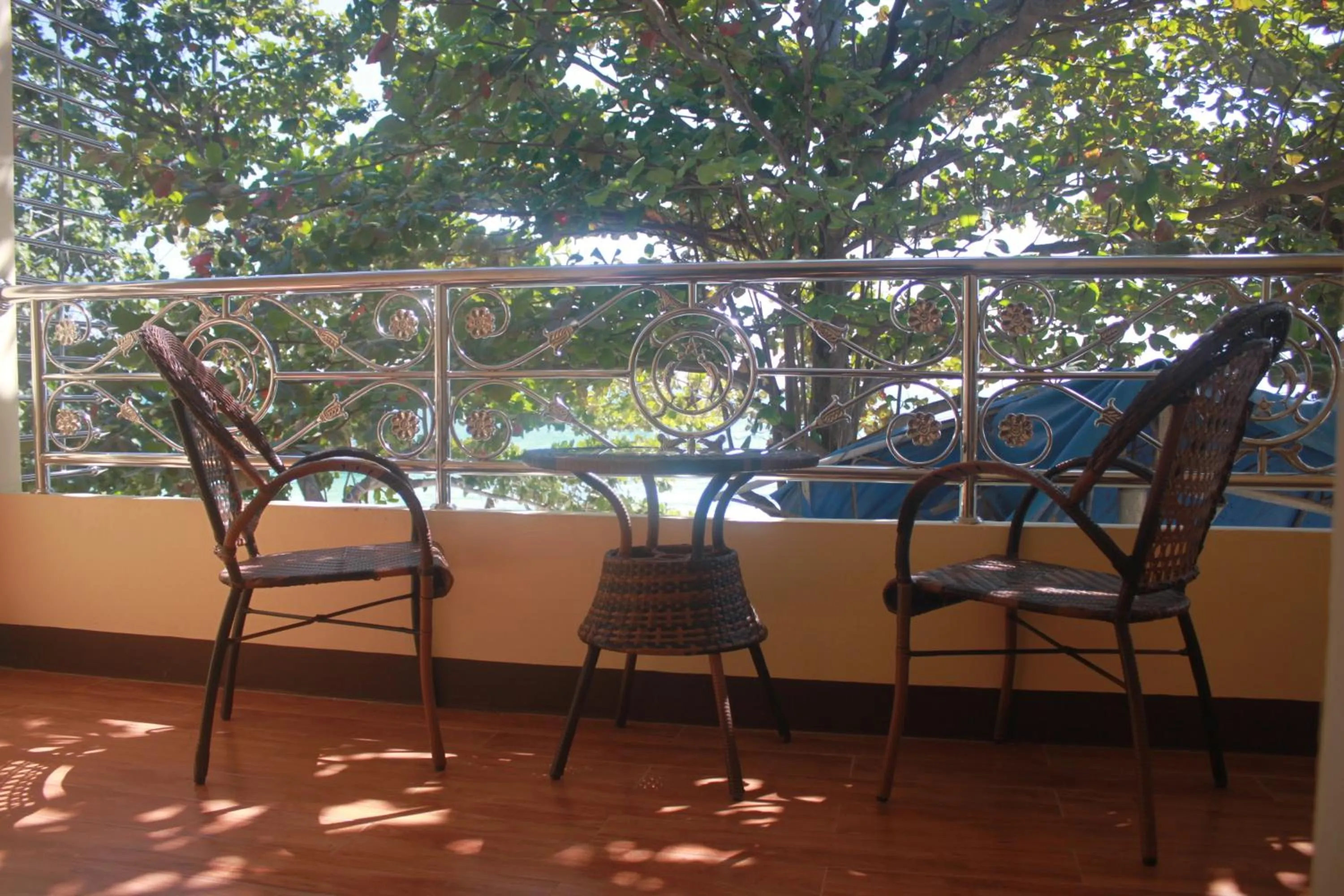 Day in Nong Nuey Rooms