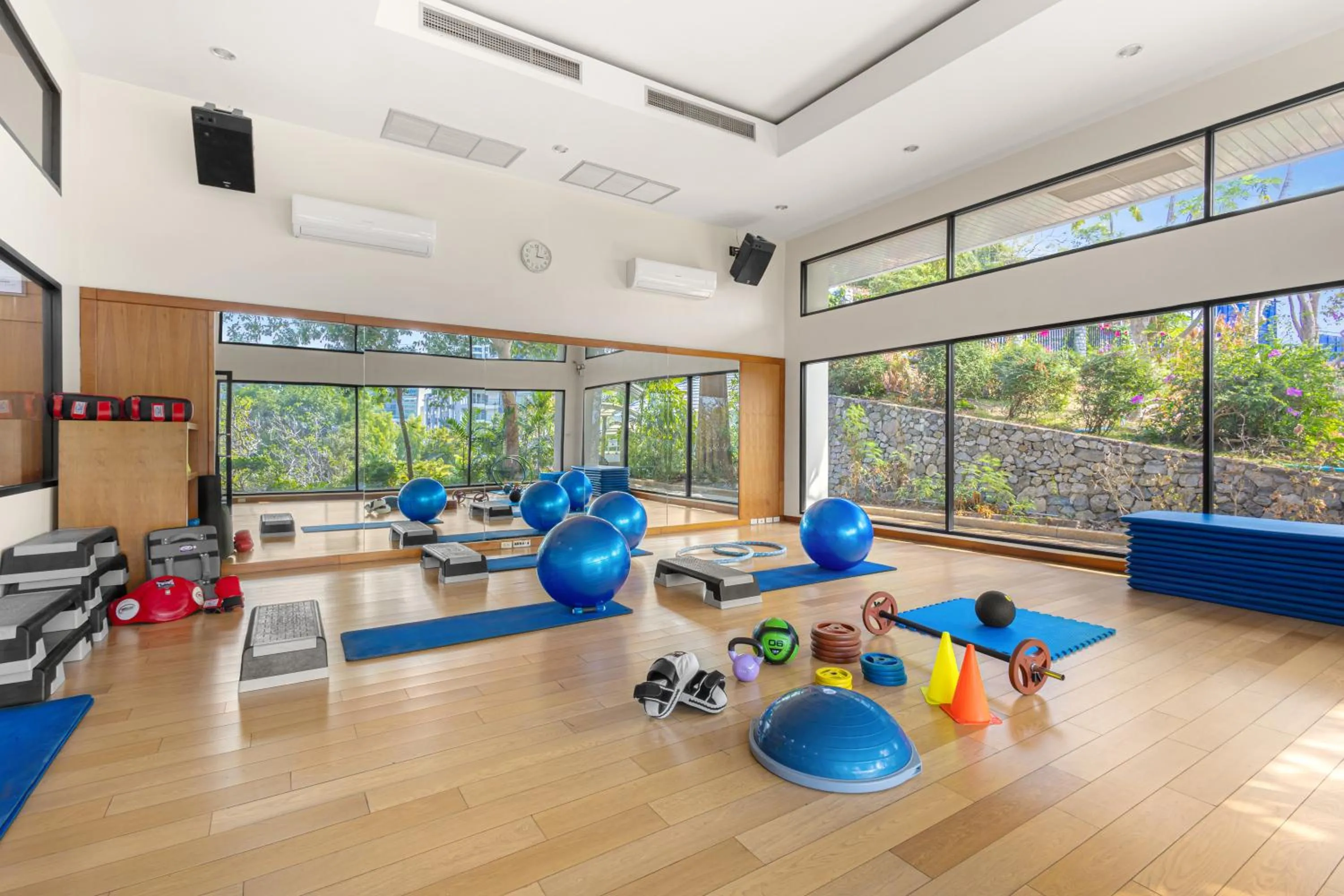 Activities in Royal Cliff Grand Hotel Pattaya