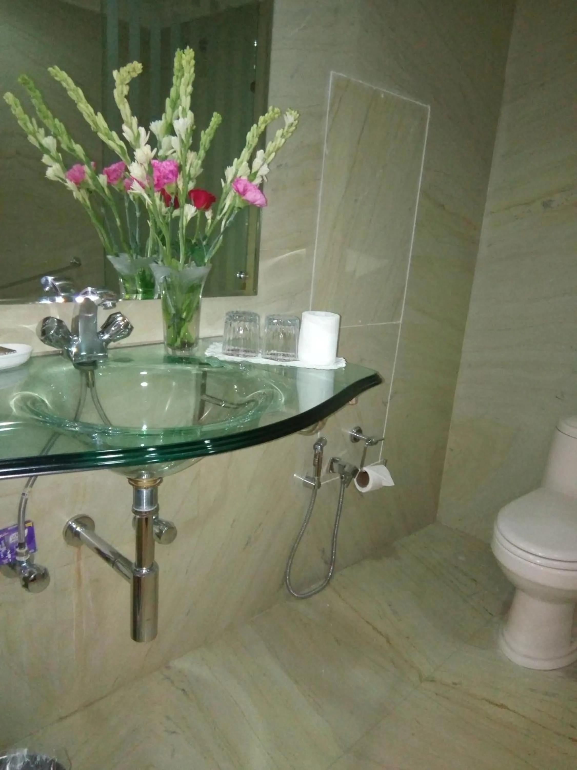 Bathroom in Hotel Dynasty