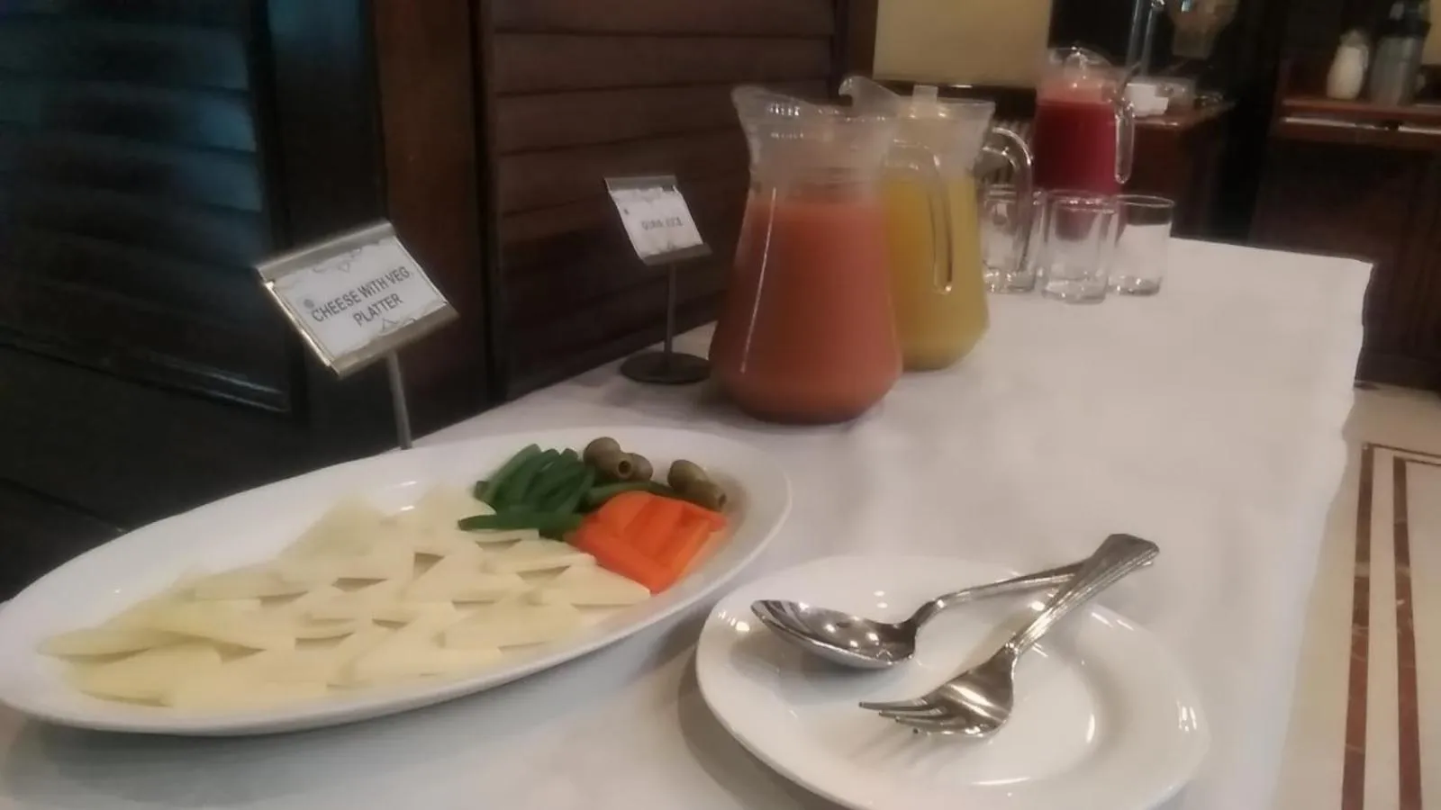 Breakfast in Hotel Dynasty