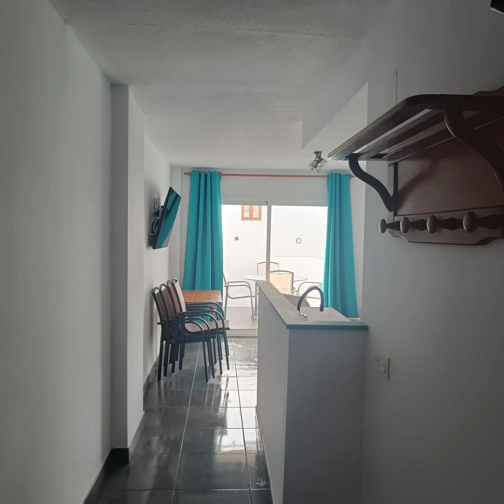 Facade/entrance in Duquesa Harbour Club Aparthotel