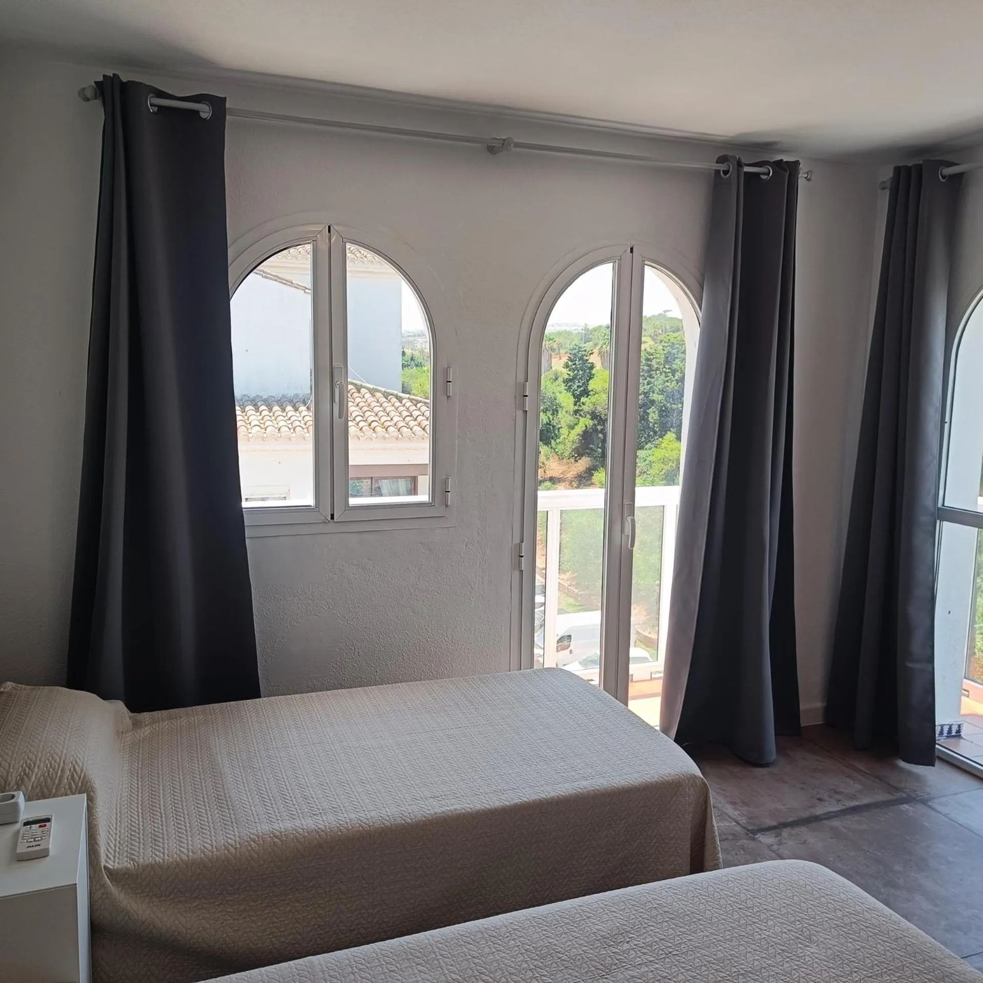 Bedroom, Bed in Duquesa Harbour Club Aparthotel