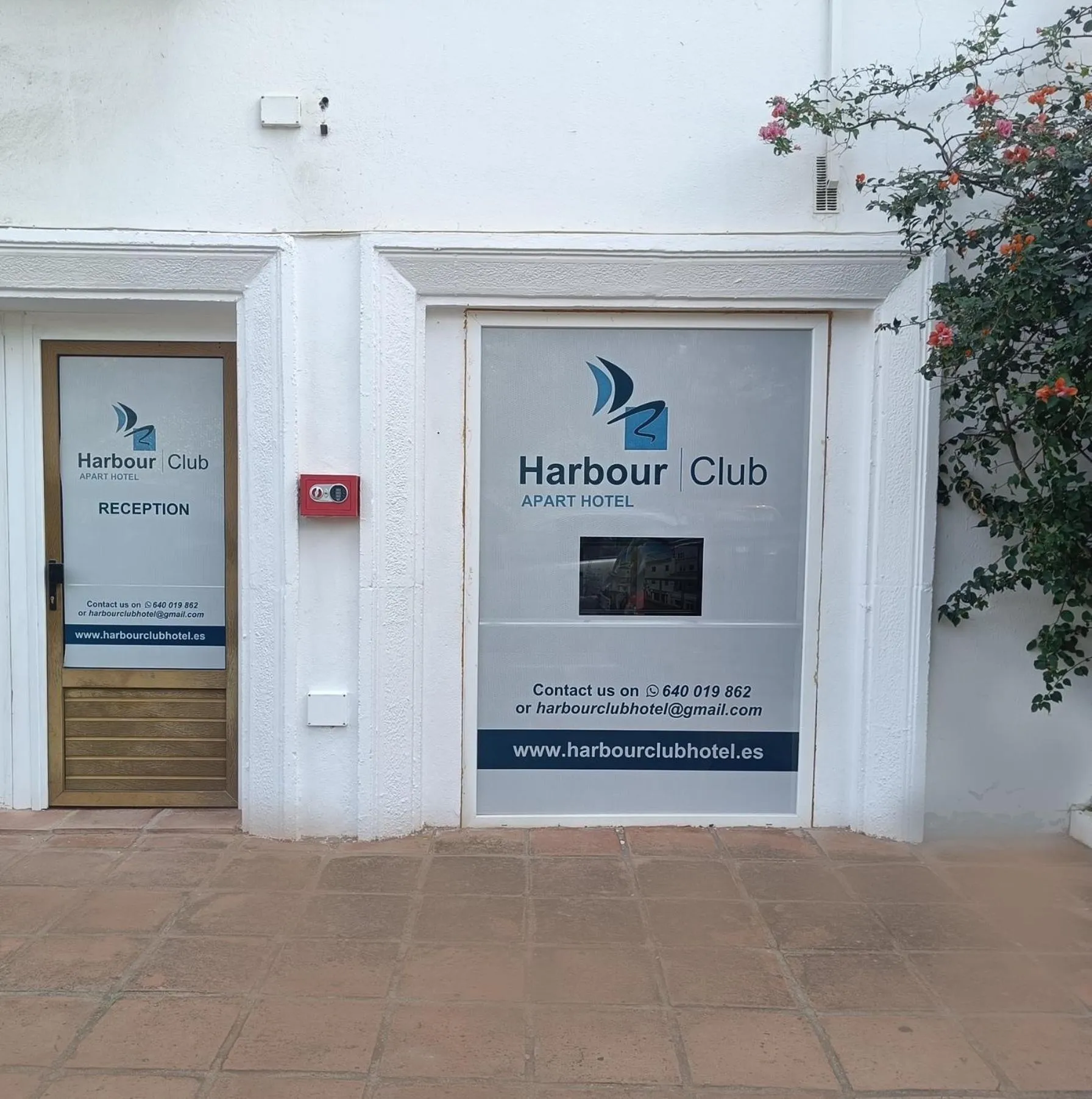 Property building in Duquesa Harbour Club Aparthotel