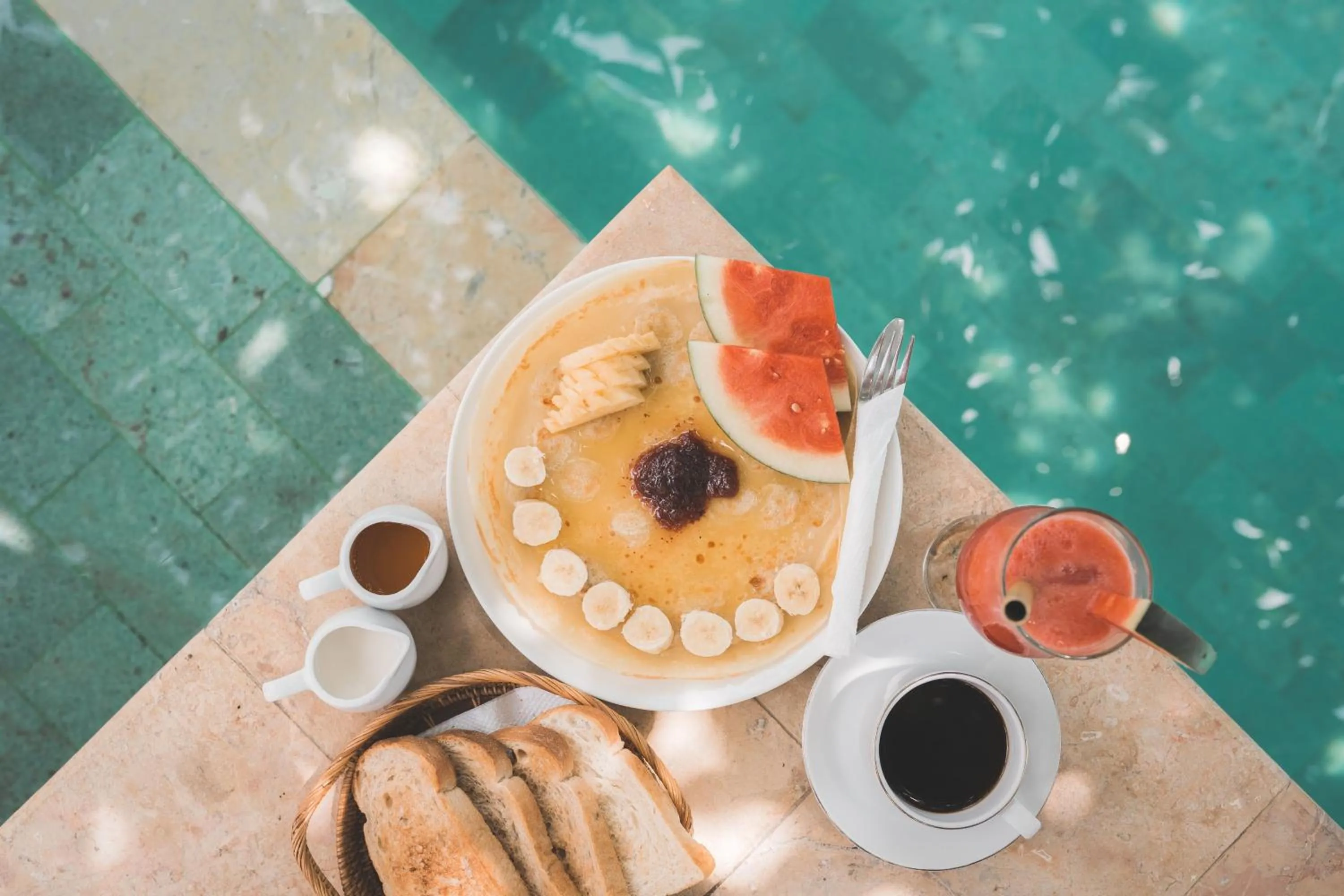 Breakfast in Guava Garden