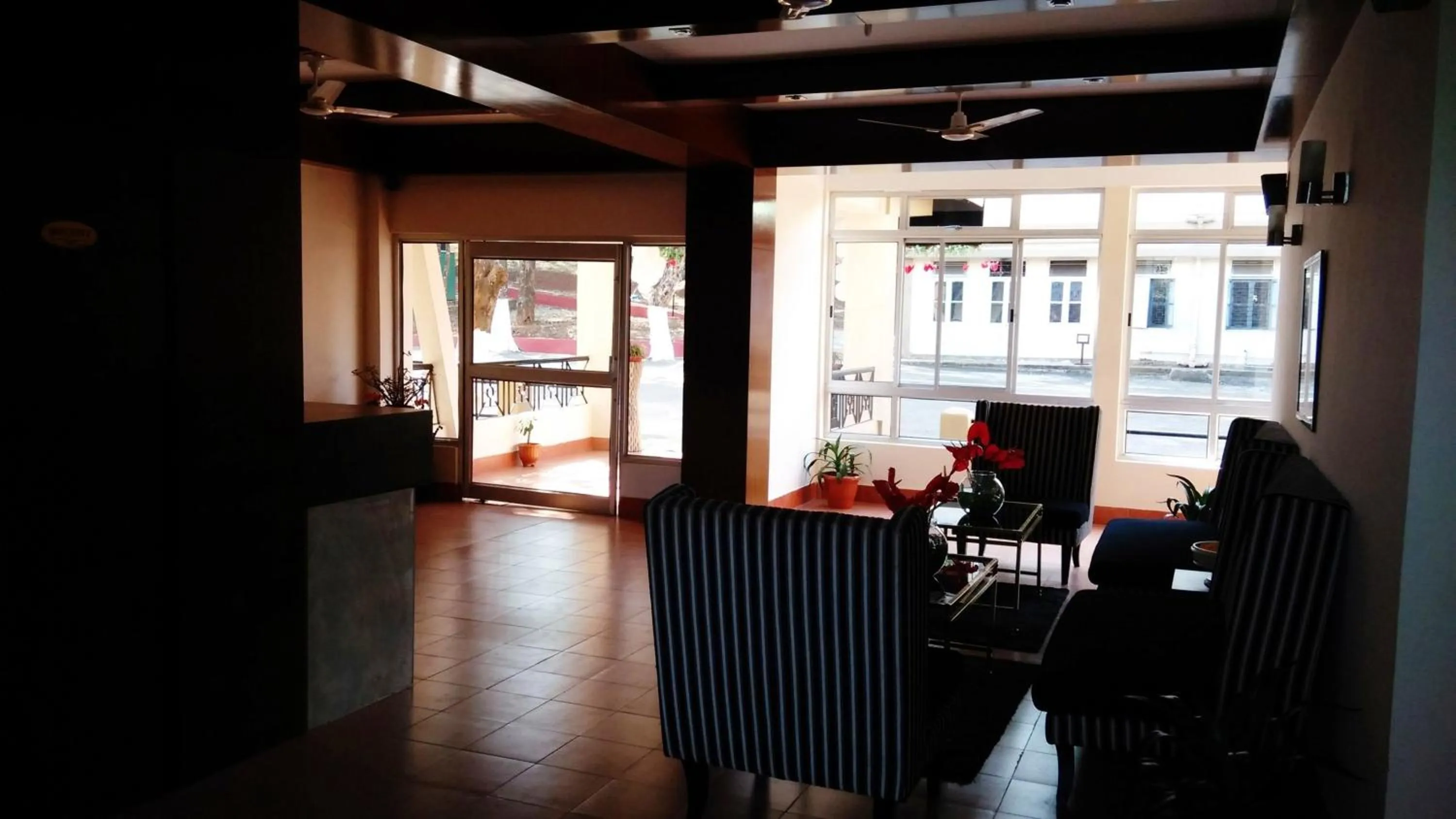 Seating area in Polo Tura Hotel