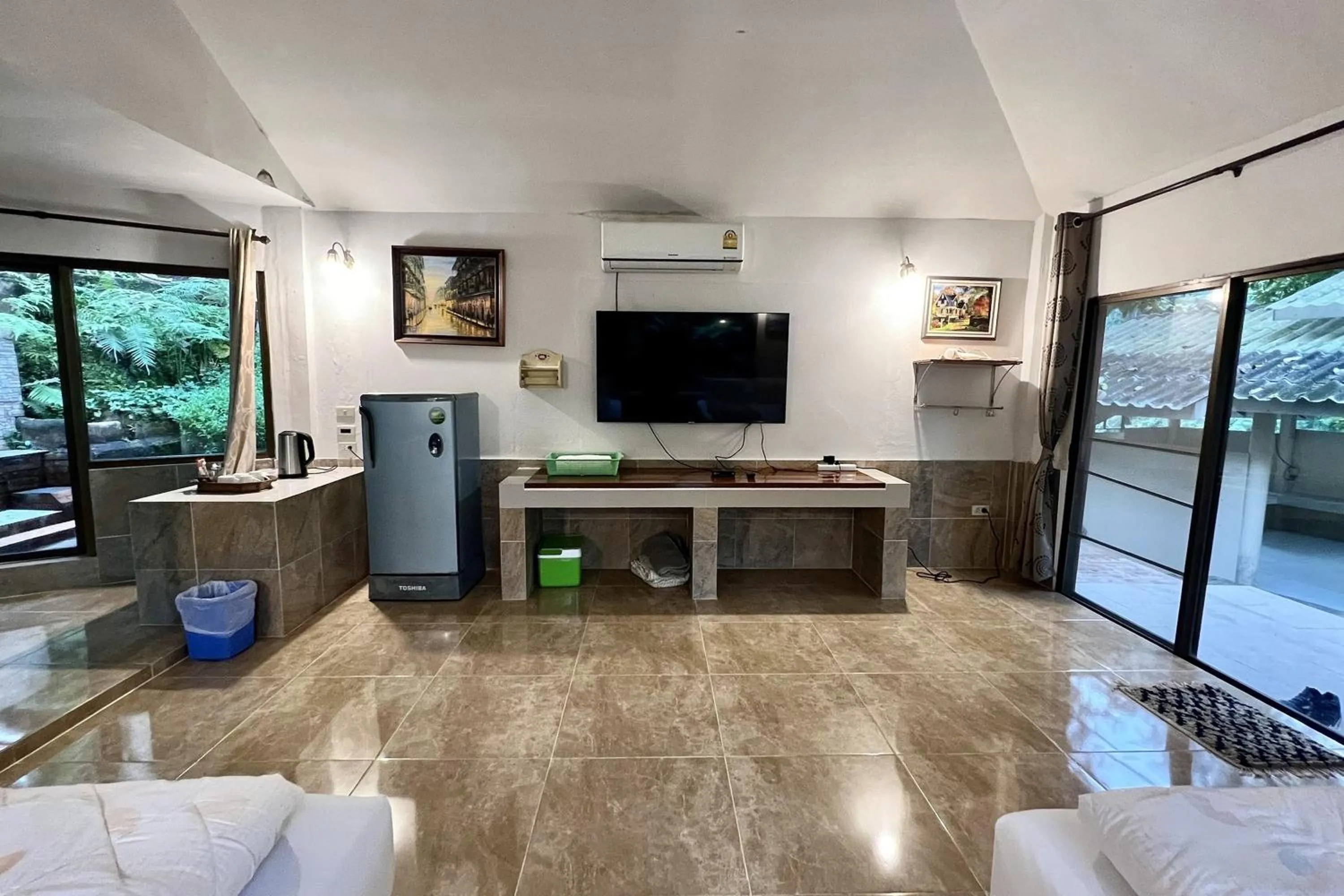 TV and multimedia in The Cascade - Mae Taeng Waterfall Bungalows