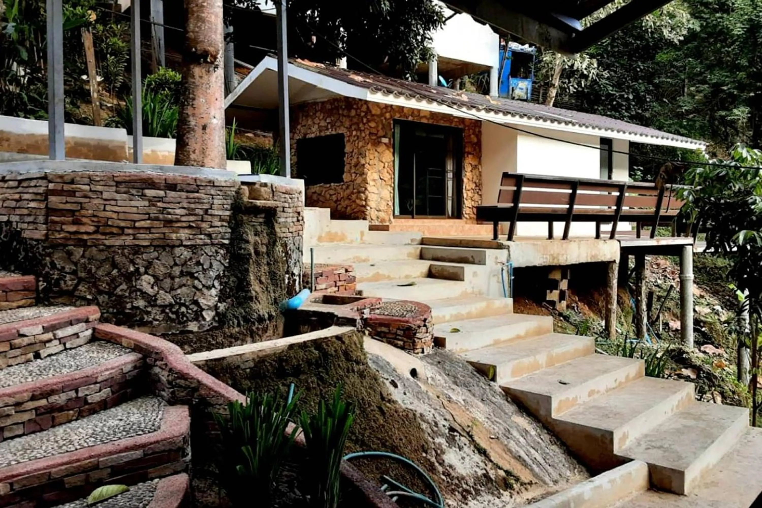 Property building in The Cascade - Mae Taeng Waterfall Bungalows
