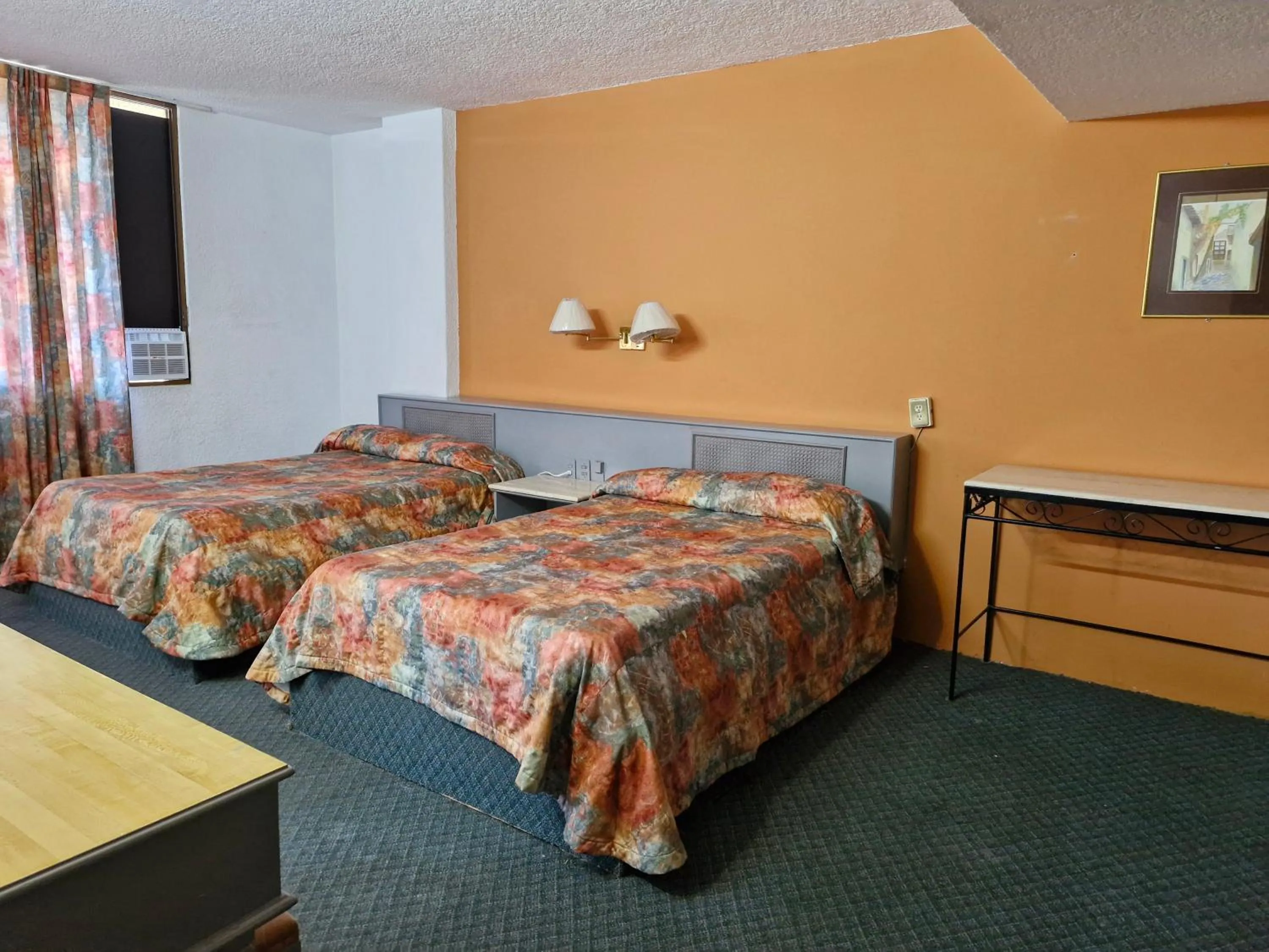 Photo of the whole room, Bed in Parador del Río Irapuato