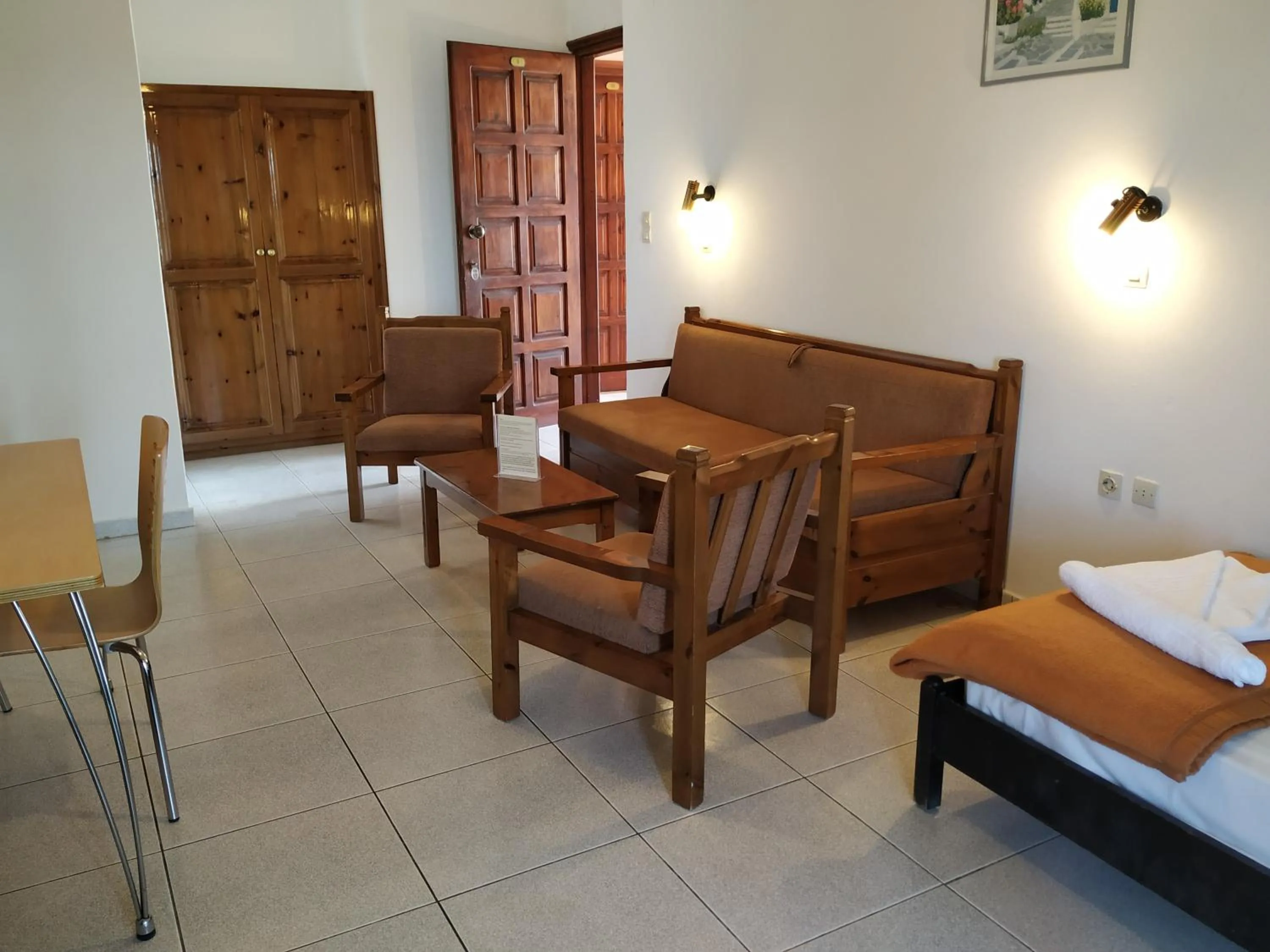 Living room, Bed in Pardalakis Studios