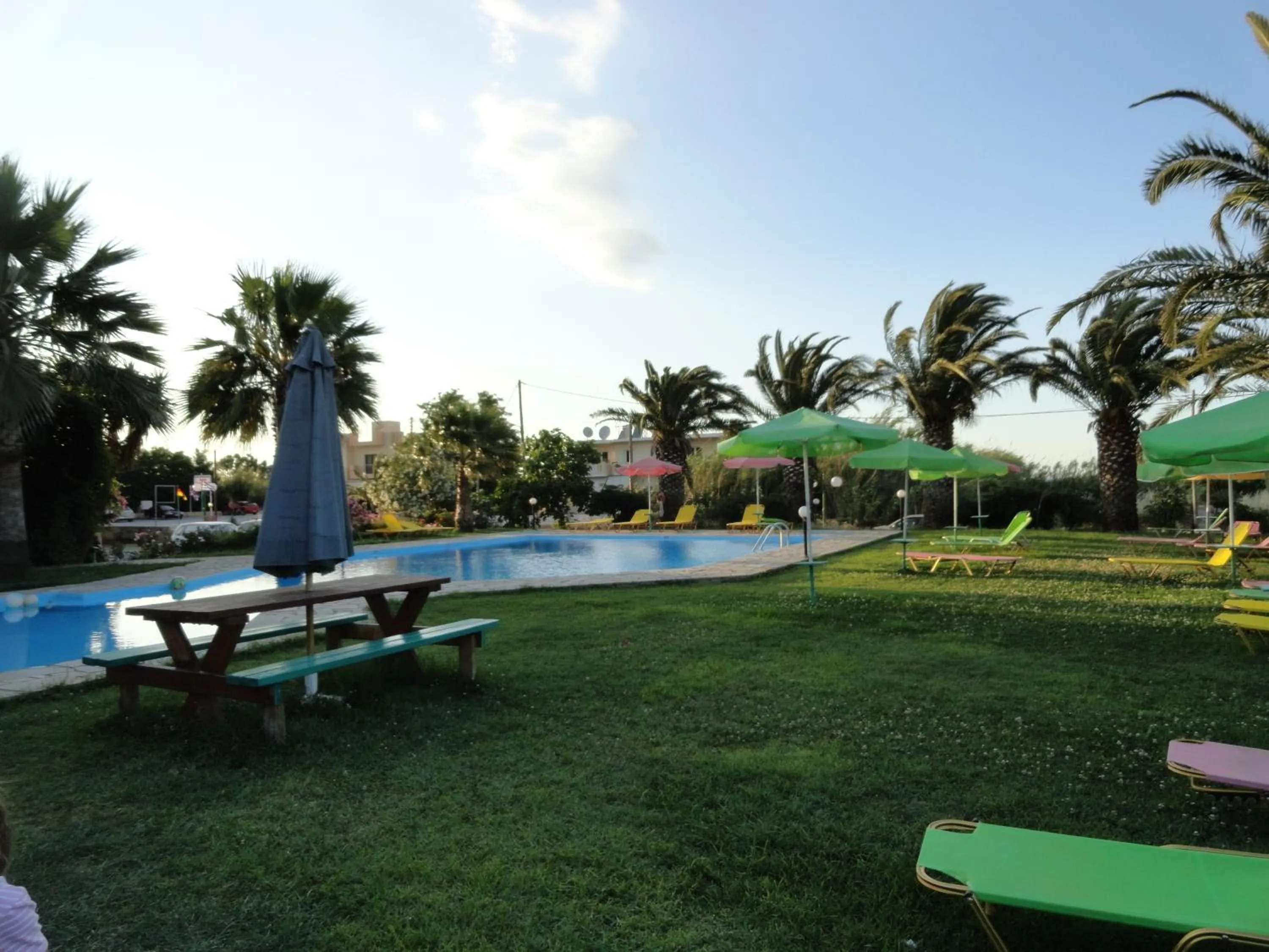 Swimming pool in Pardalakis Studios