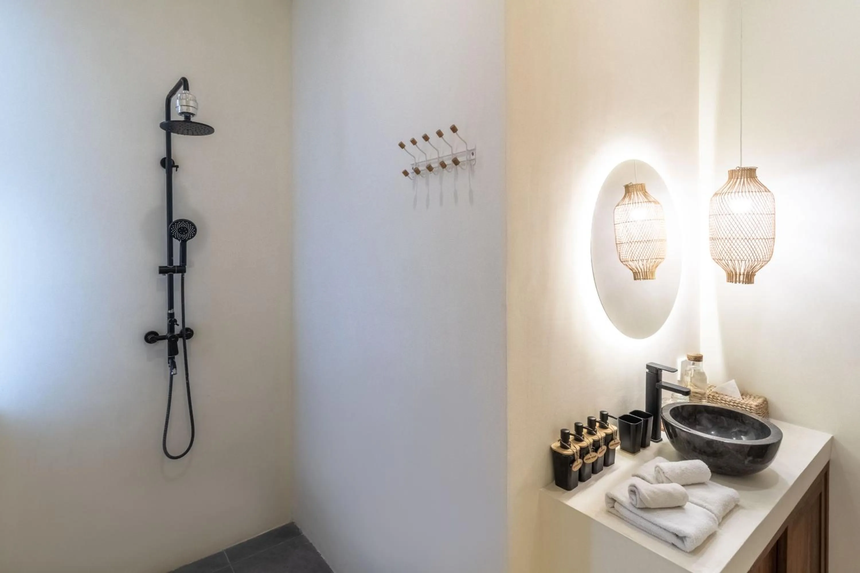 Shower in Villa Joba by Pertama Management