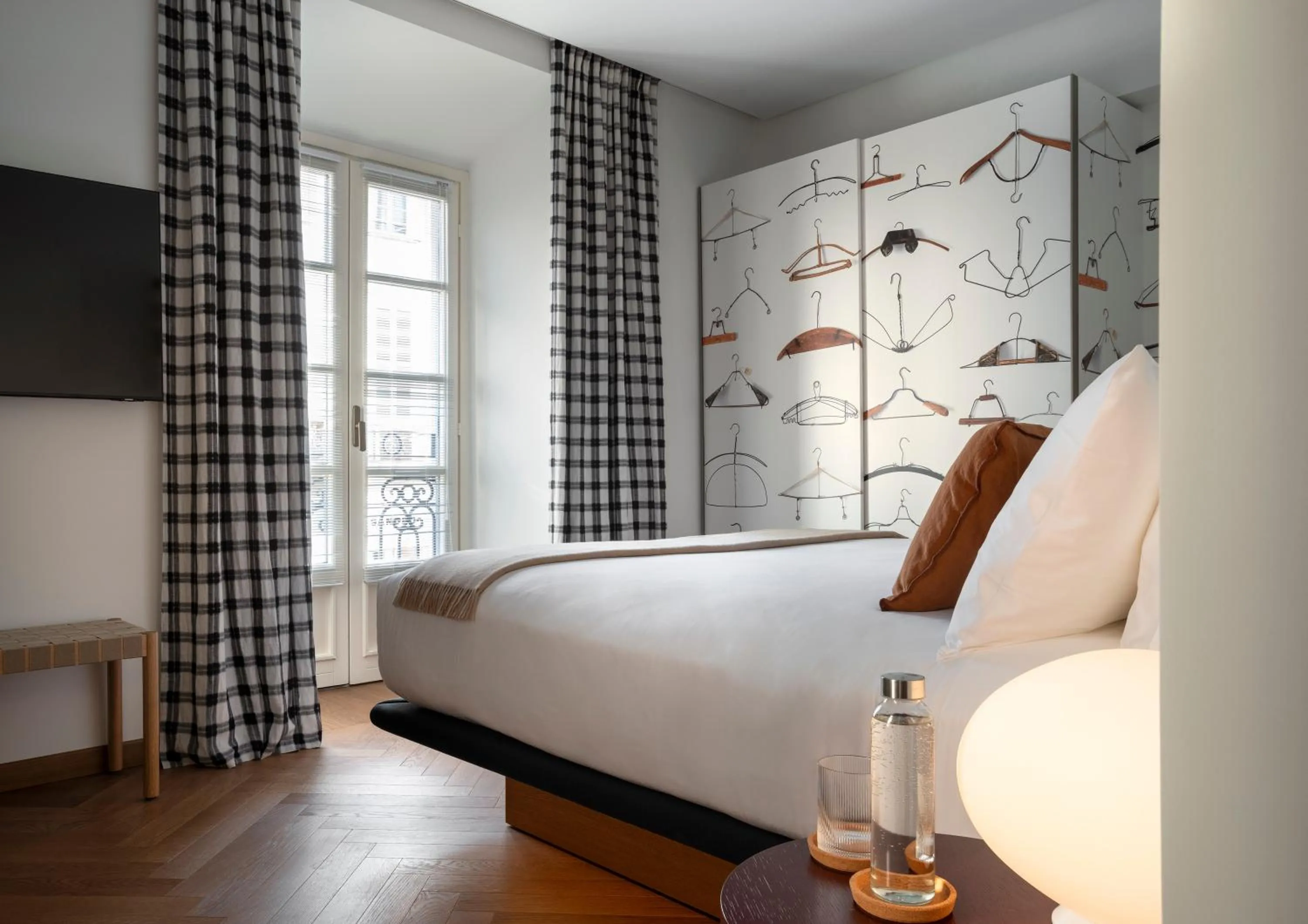 Bedroom, Bed in DOMYA - Manzoni 25