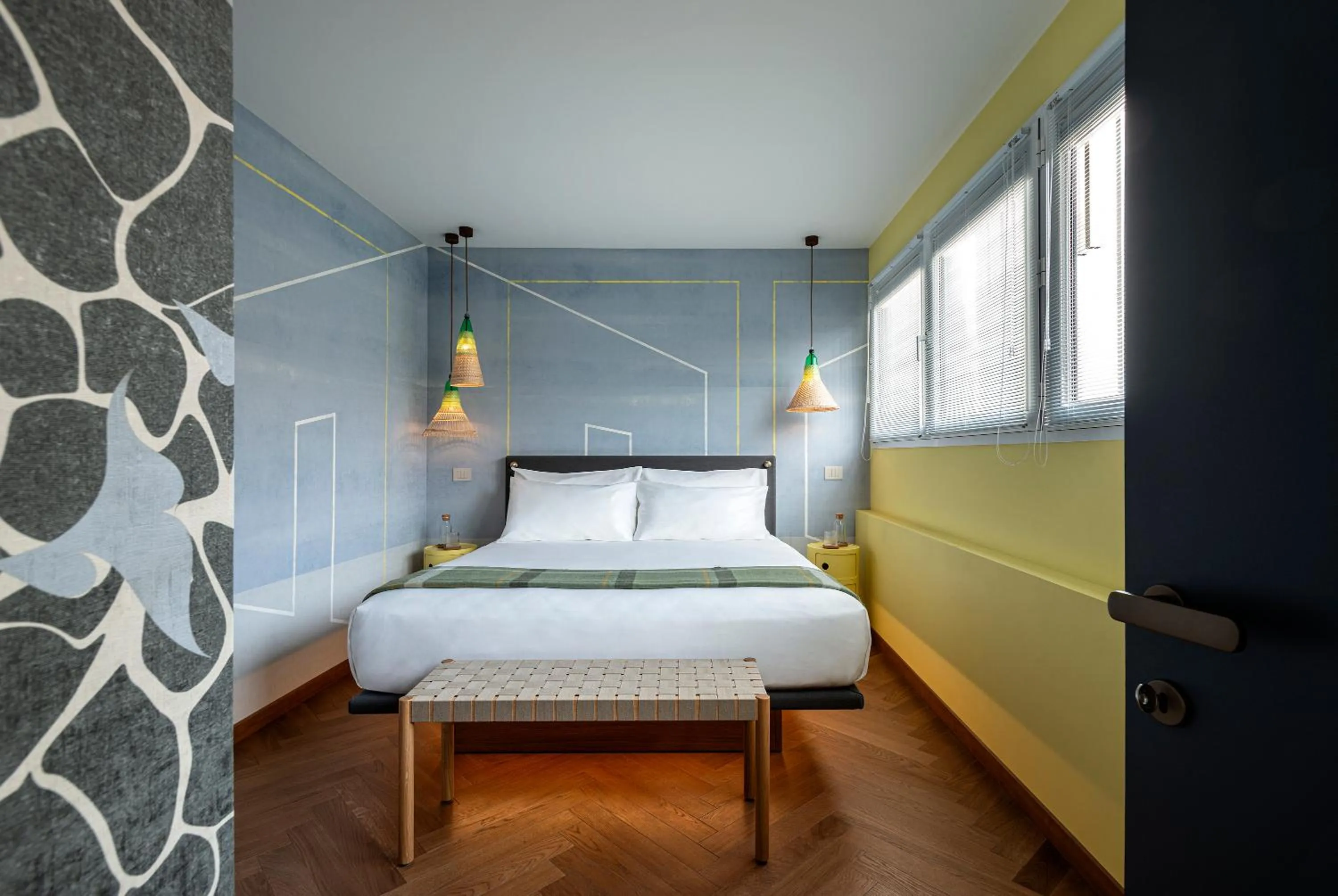 Bedroom, Bed in DOMYA - Manzoni 25