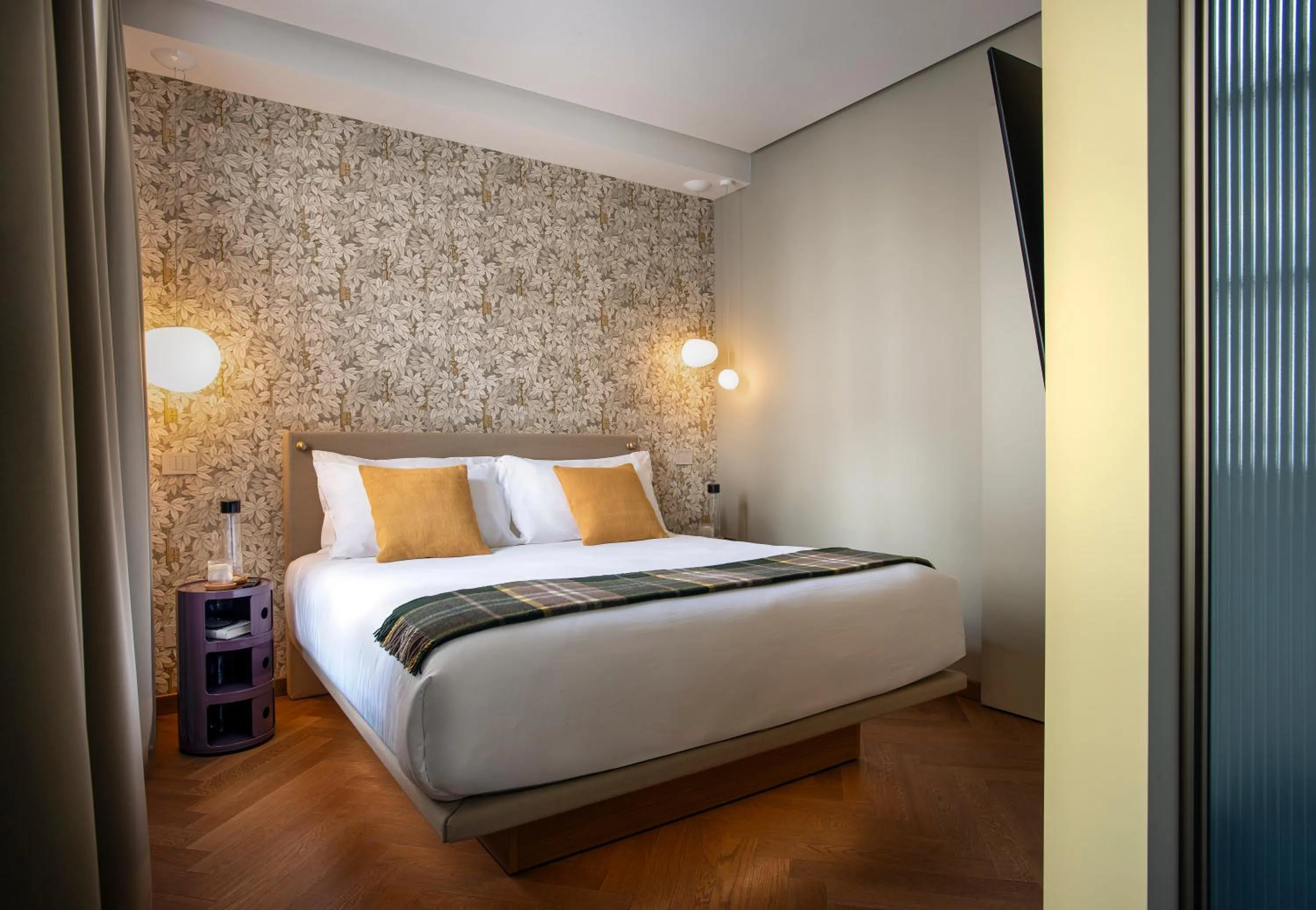 Bedroom, Bed in DOMYA - Manzoni 25