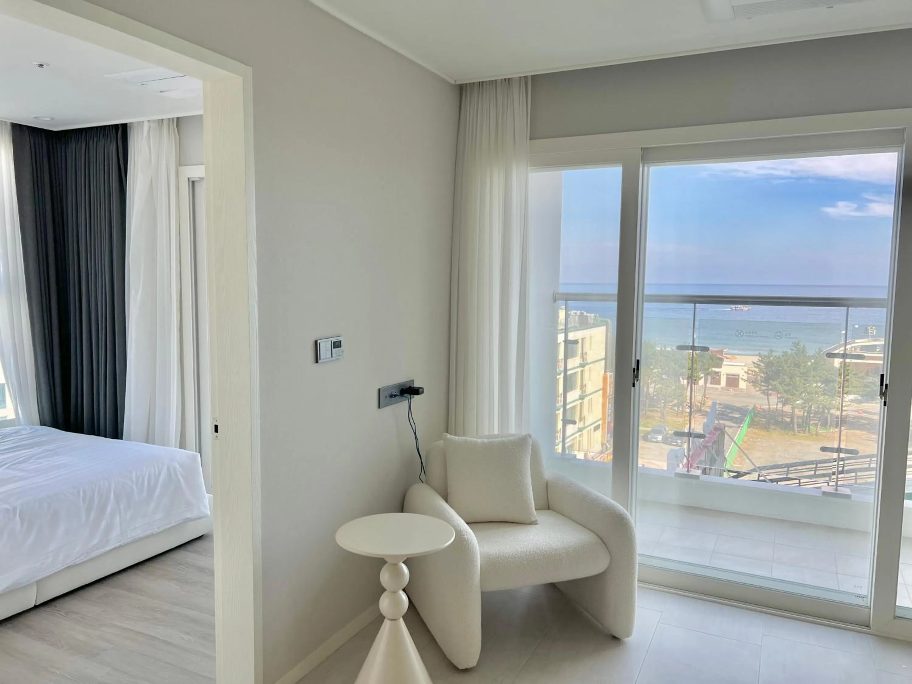 Bed in Le Bleu Naksan by Orot