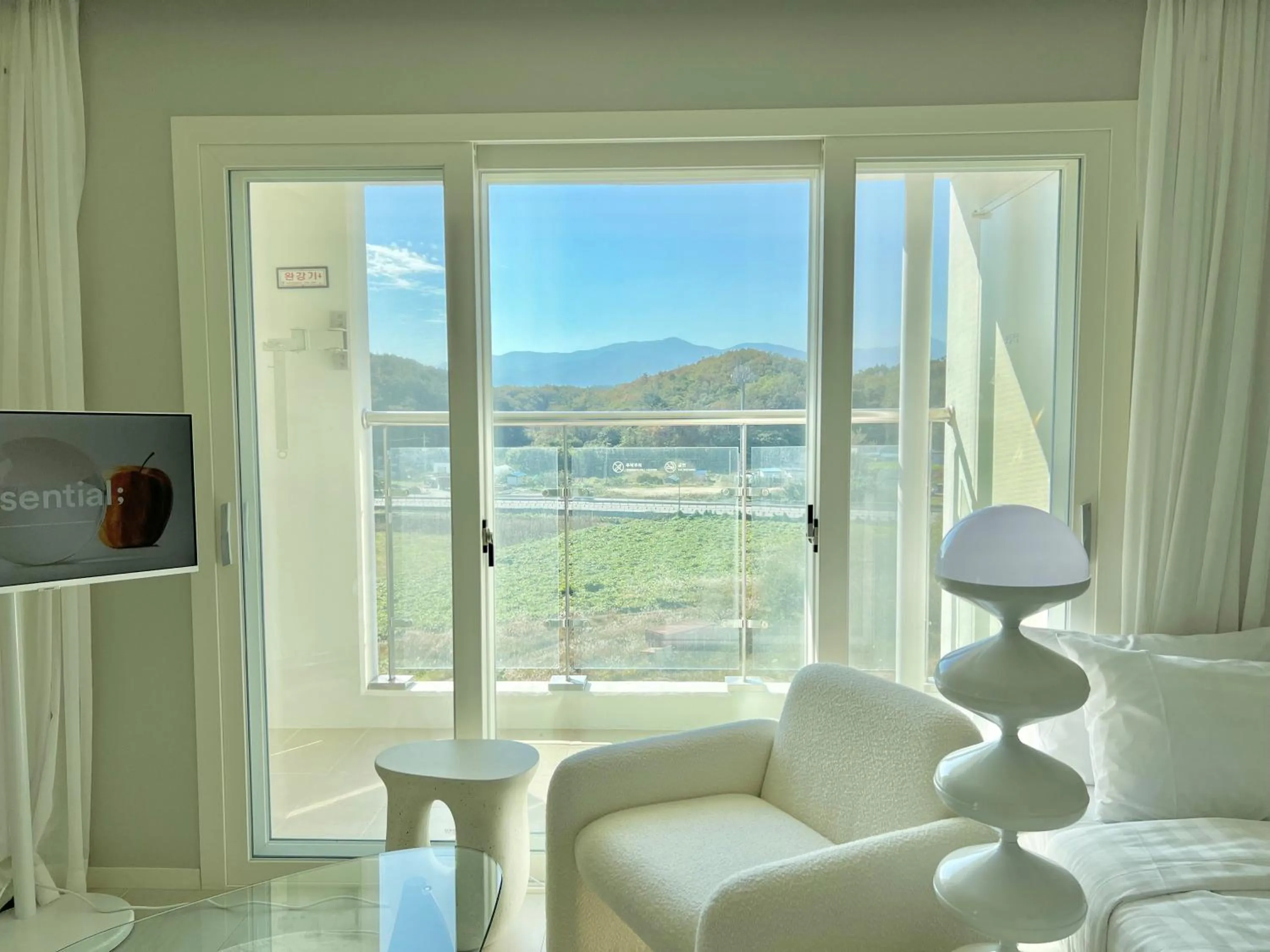 Le Bleu Naksan by Orot