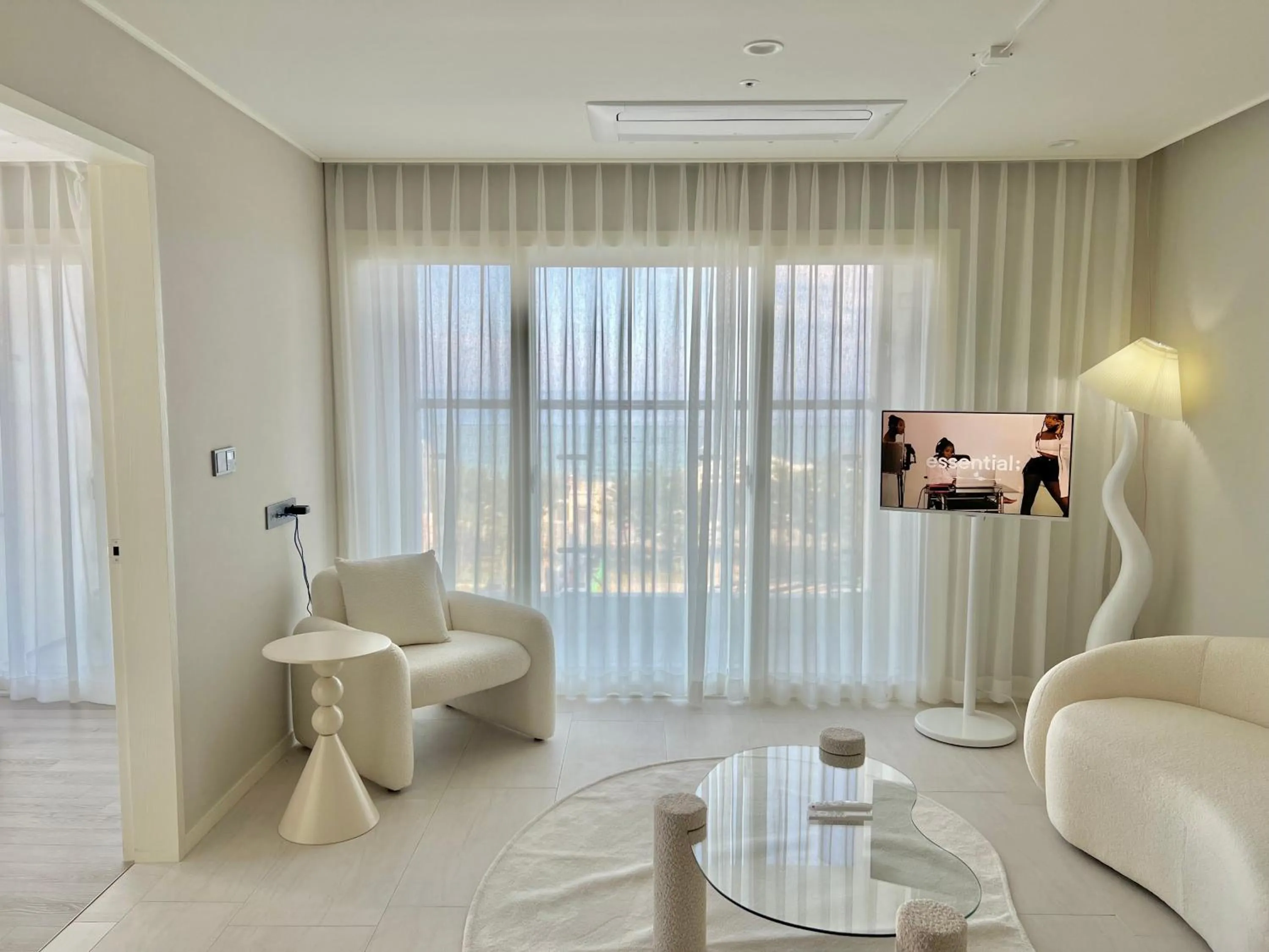 Le Bleu Naksan by Orot