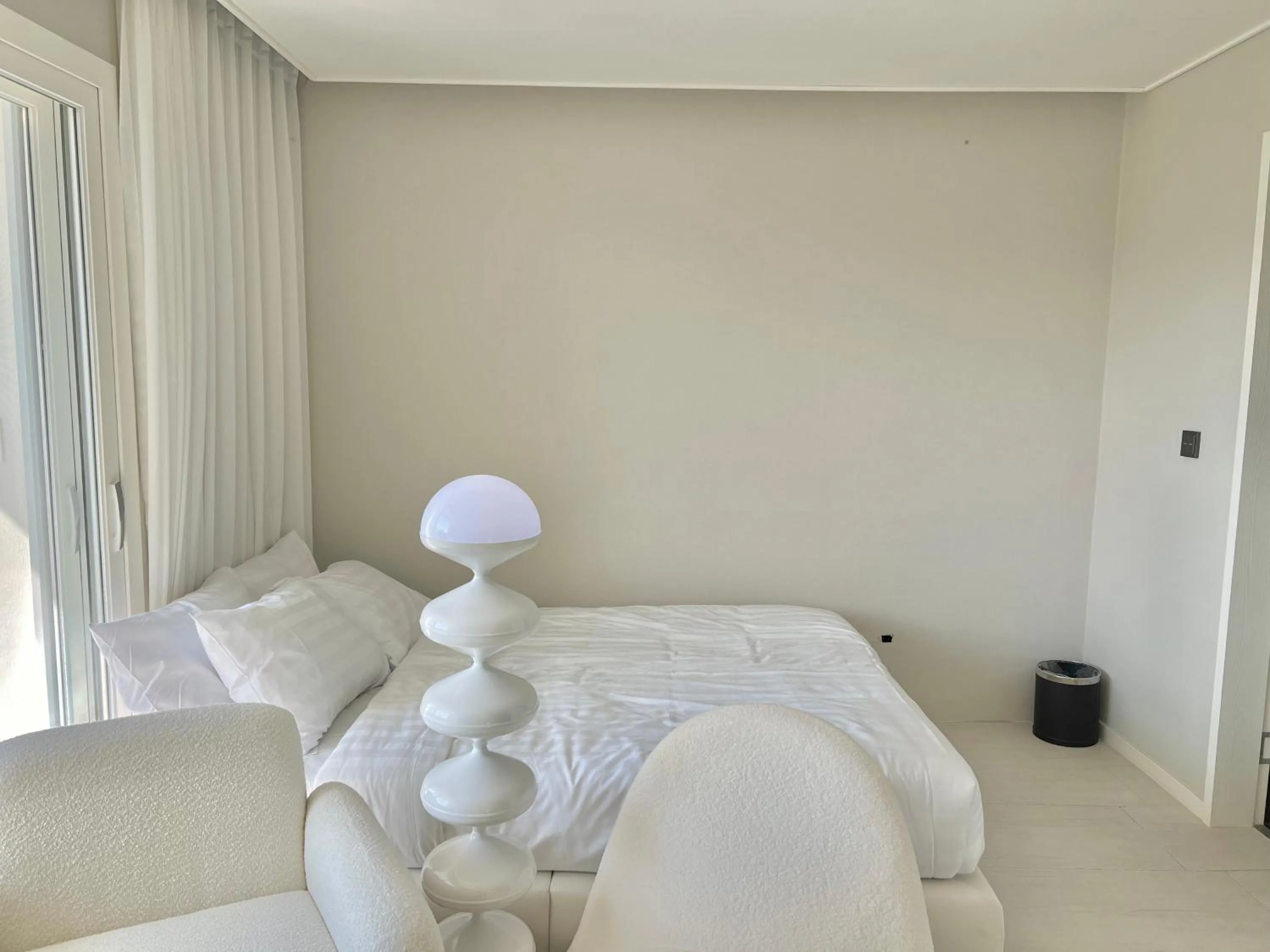 Bed in Le Bleu Naksan by Orot