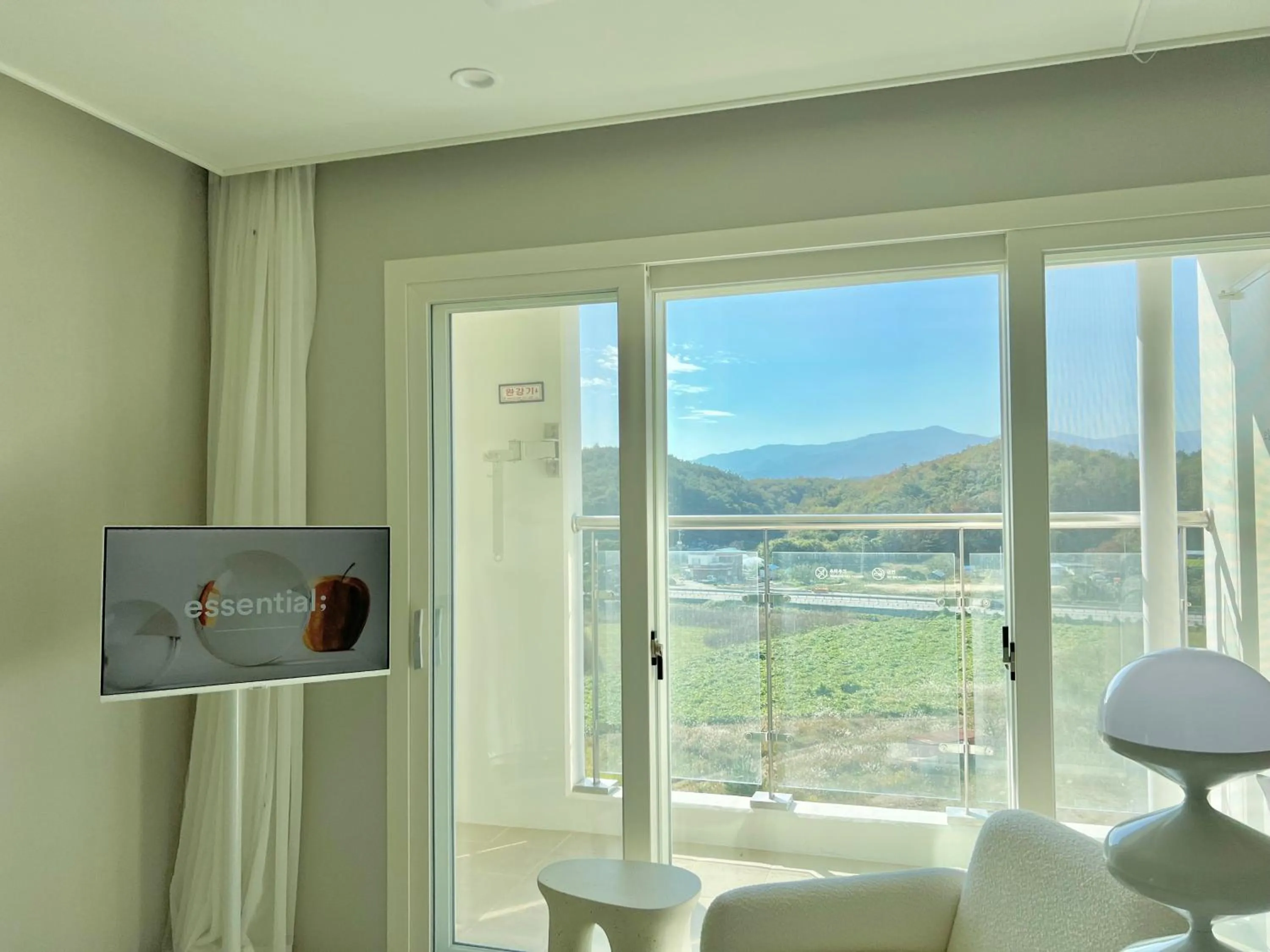 Le Bleu Naksan by Orot