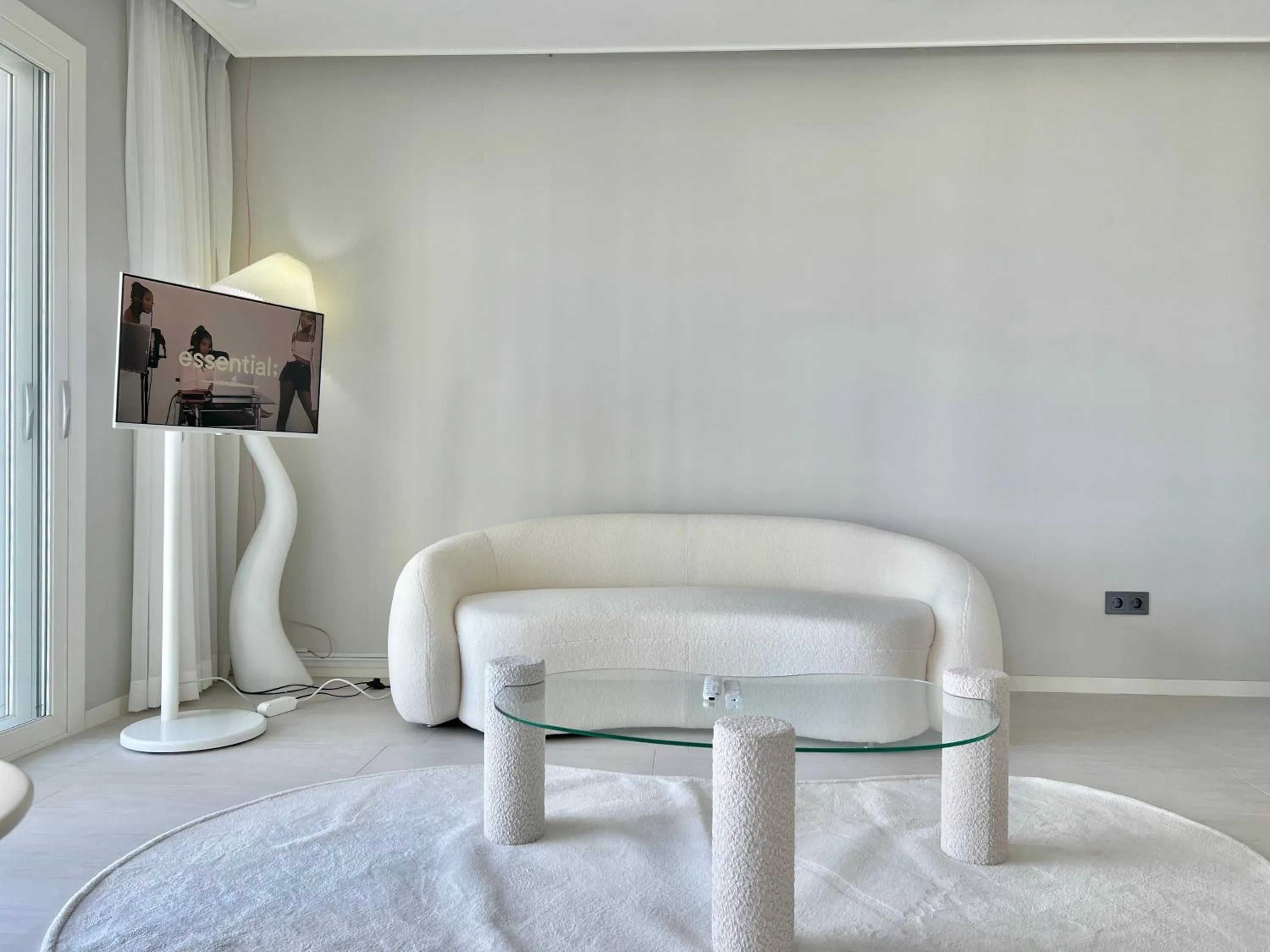 Le Bleu Naksan by Orot