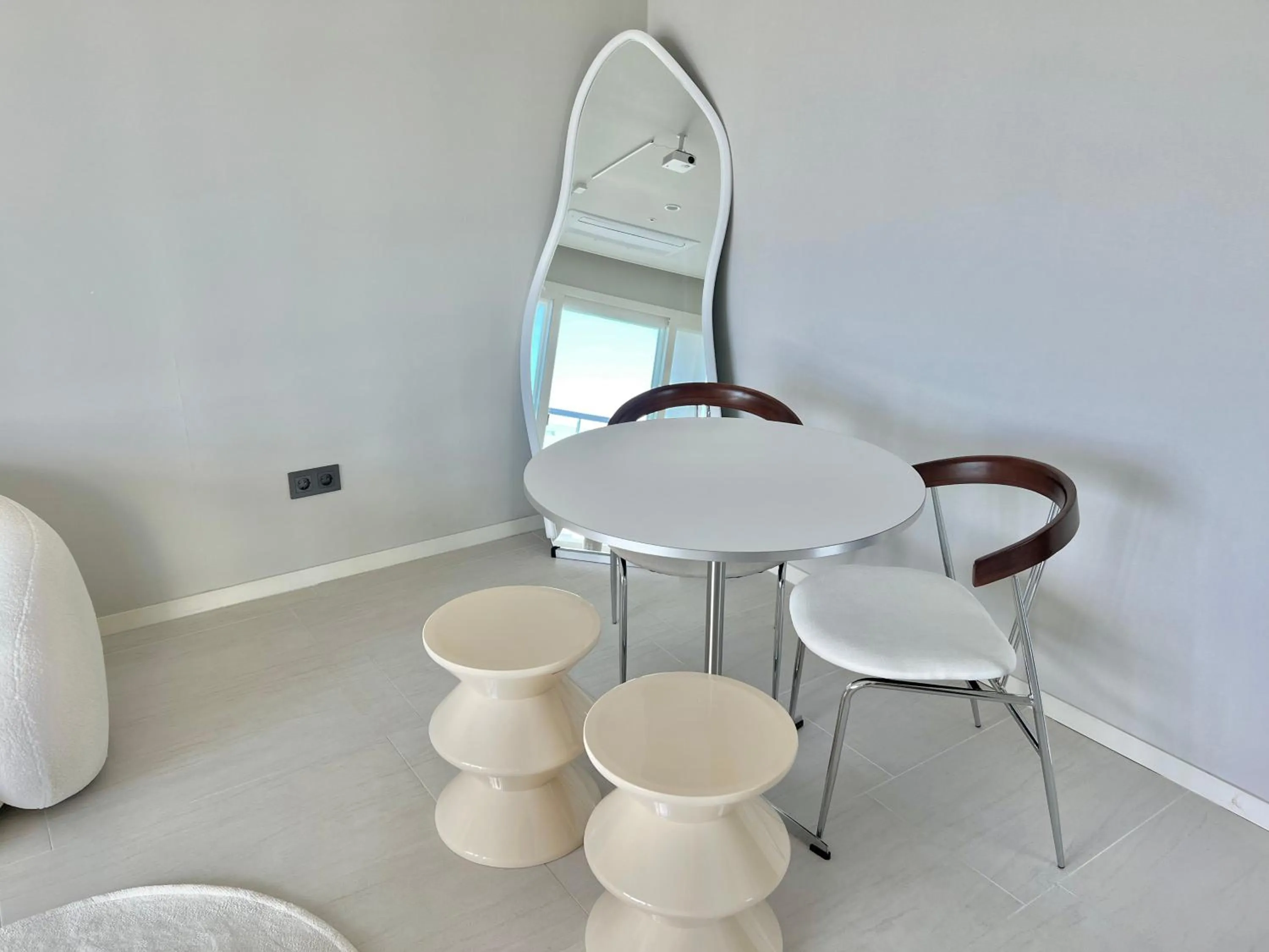 Le Bleu Naksan by Orot