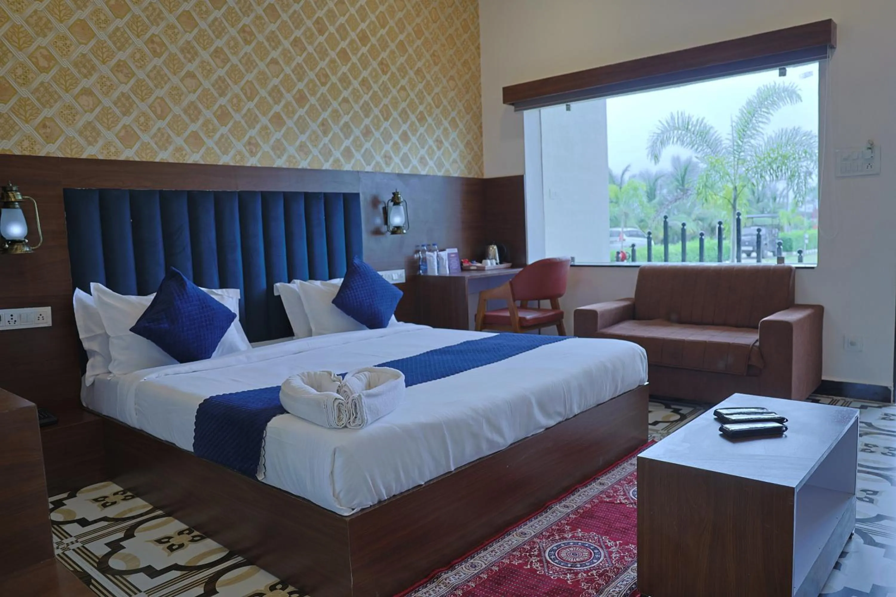 VIP, Bed in VITS Select Diamond Resort Sasan Gir