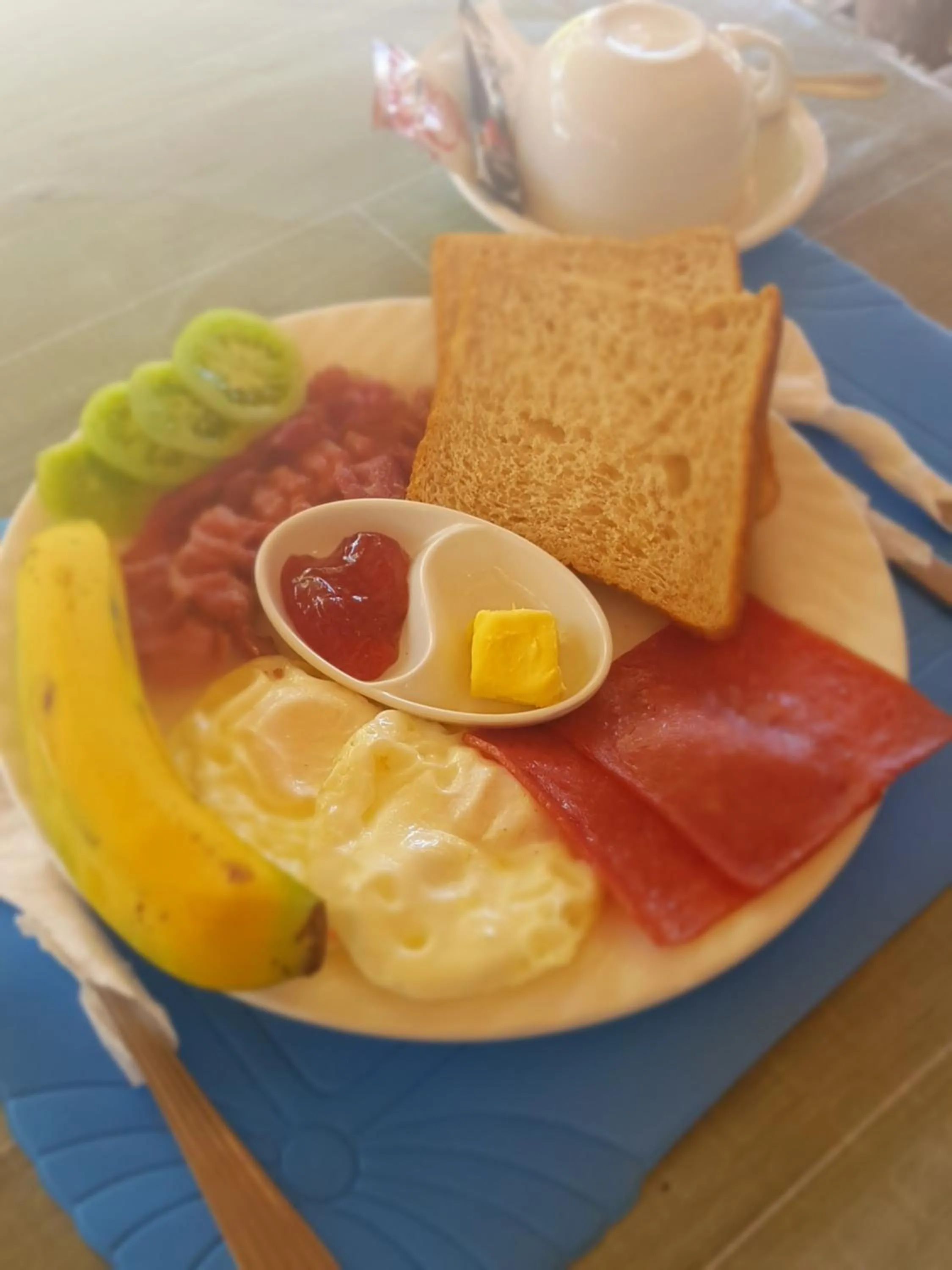 Breakfast in Sunday flower hotel and beach resort