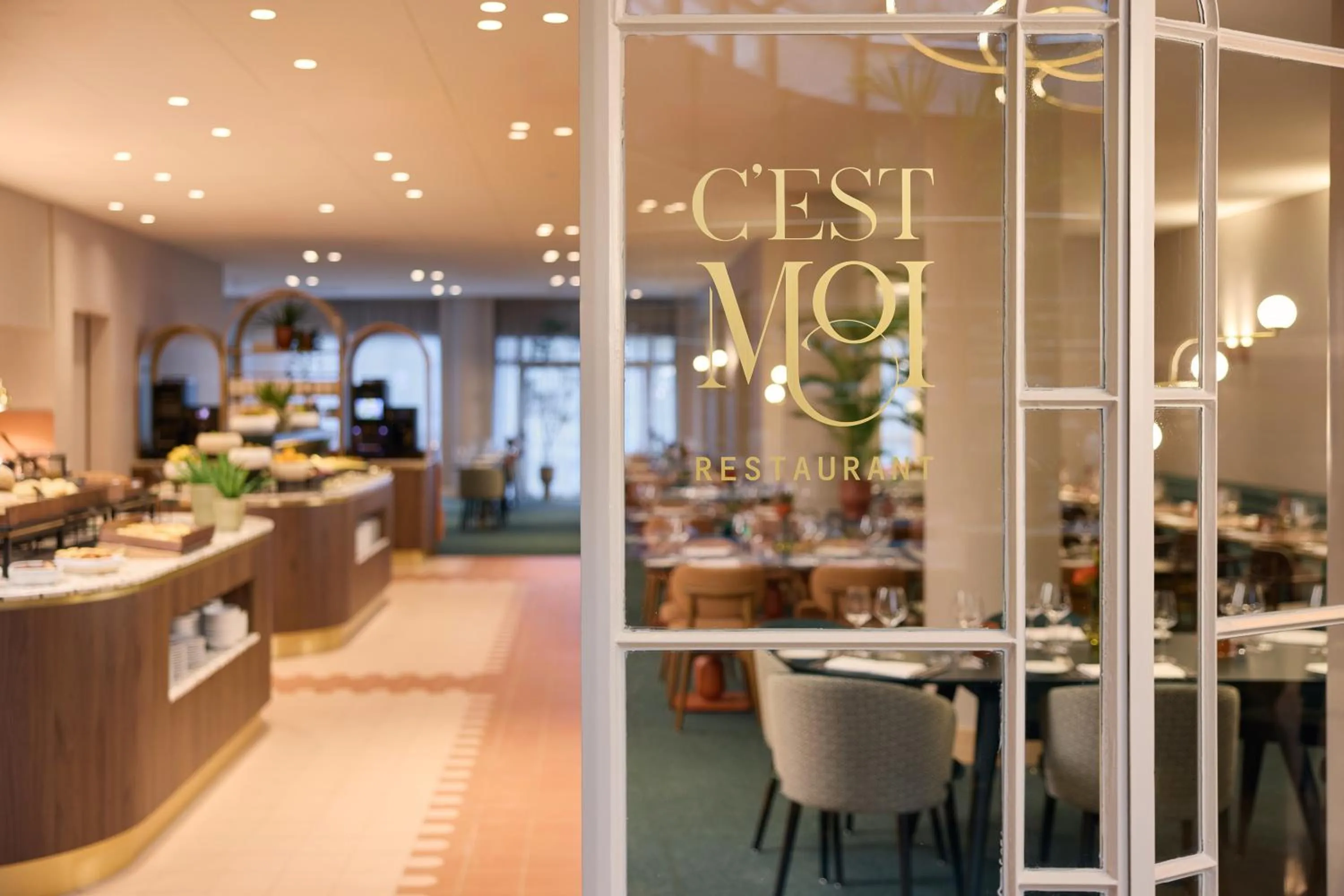 Restaurant/places to eat in Van der Valk Hotel Park Lane Antwerpen