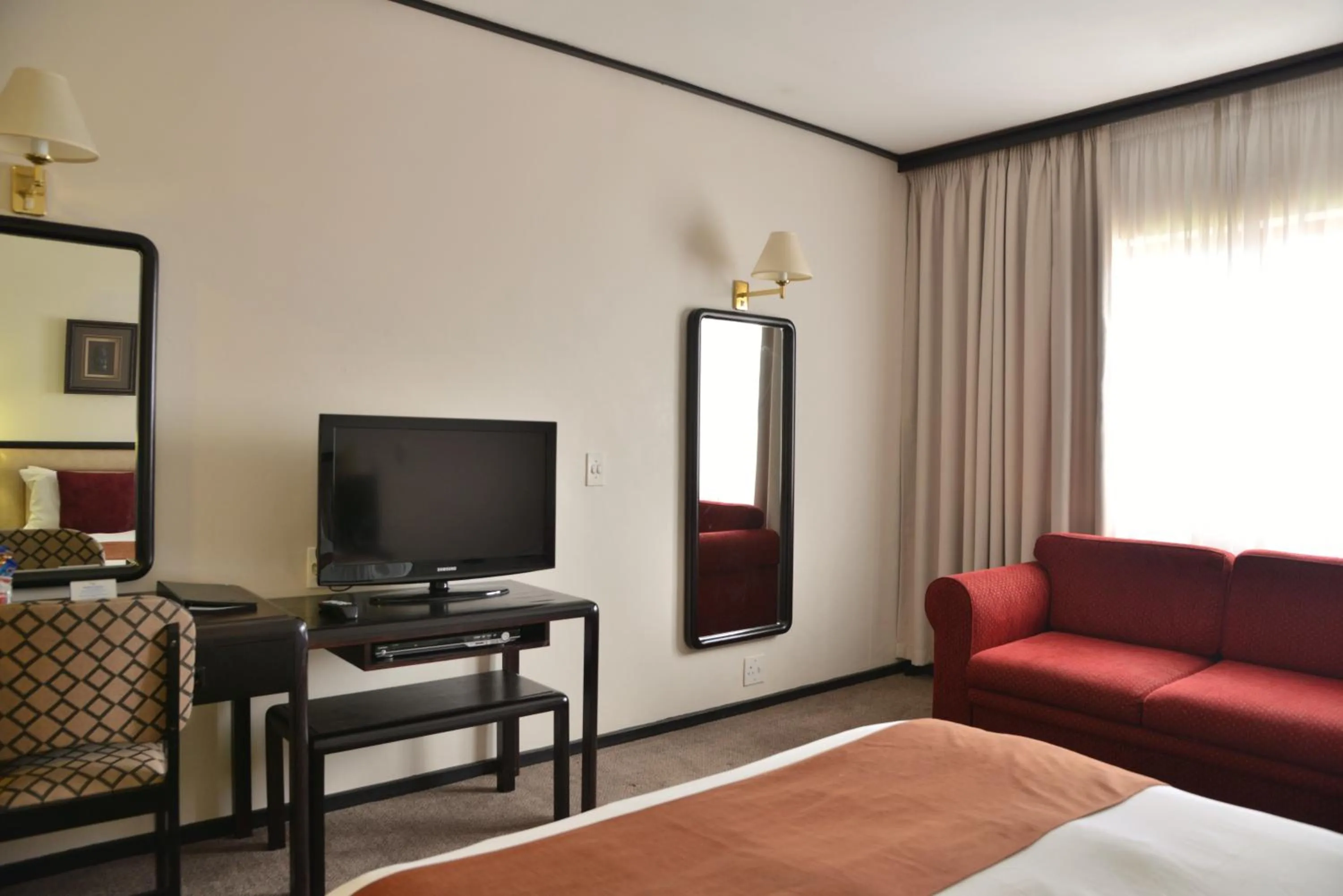 Bedroom, Bed in Protea Hotel by Marriott Worcester Cumberland