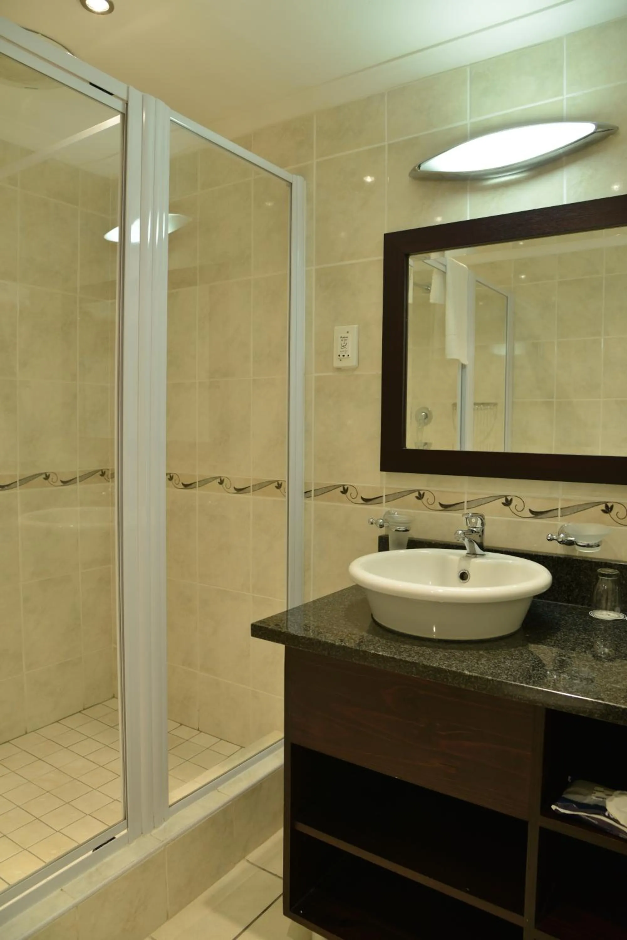 Bathroom in Protea Hotel by Marriott Worcester Cumberland