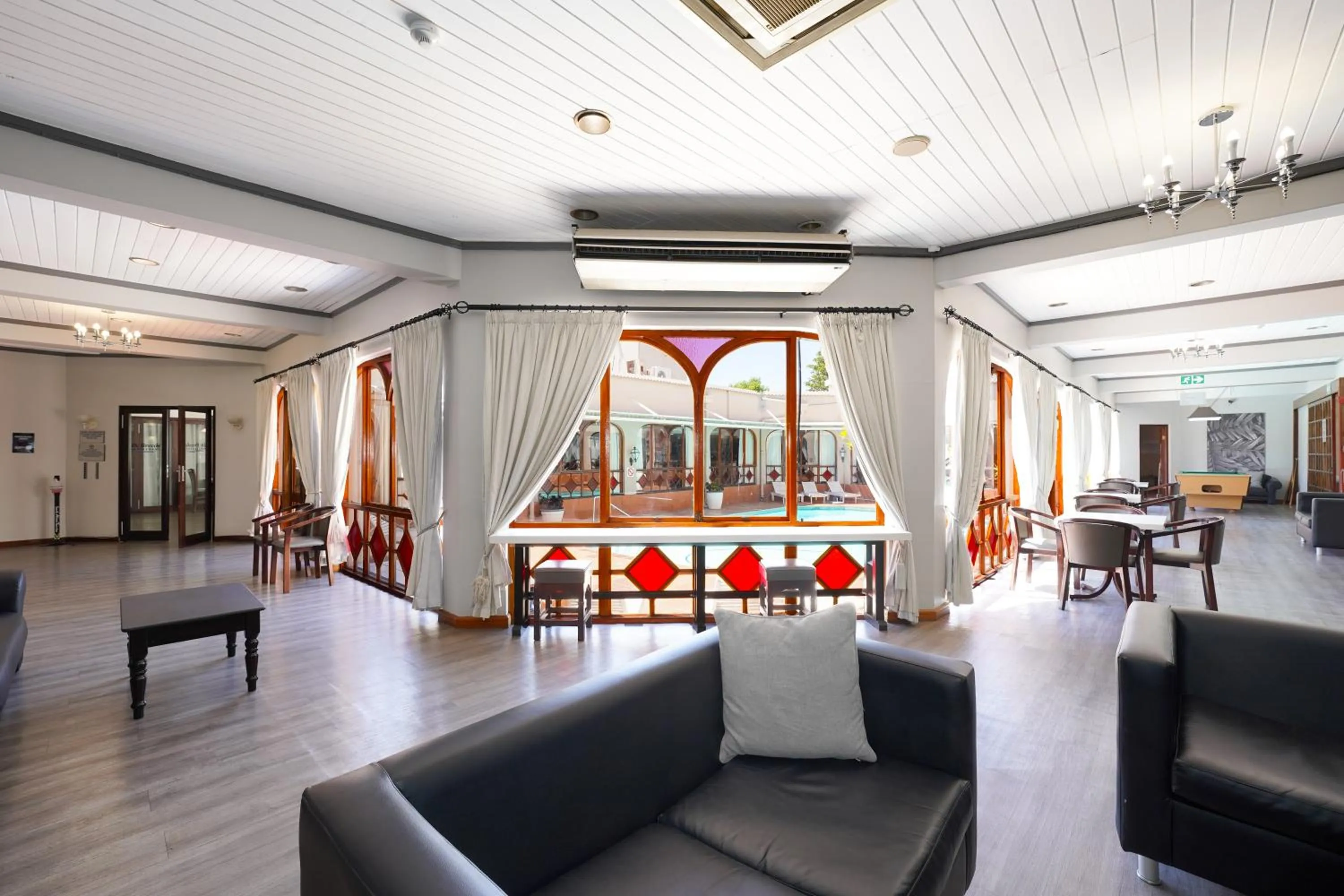 Pool view in Cumberland Hotel Worcester