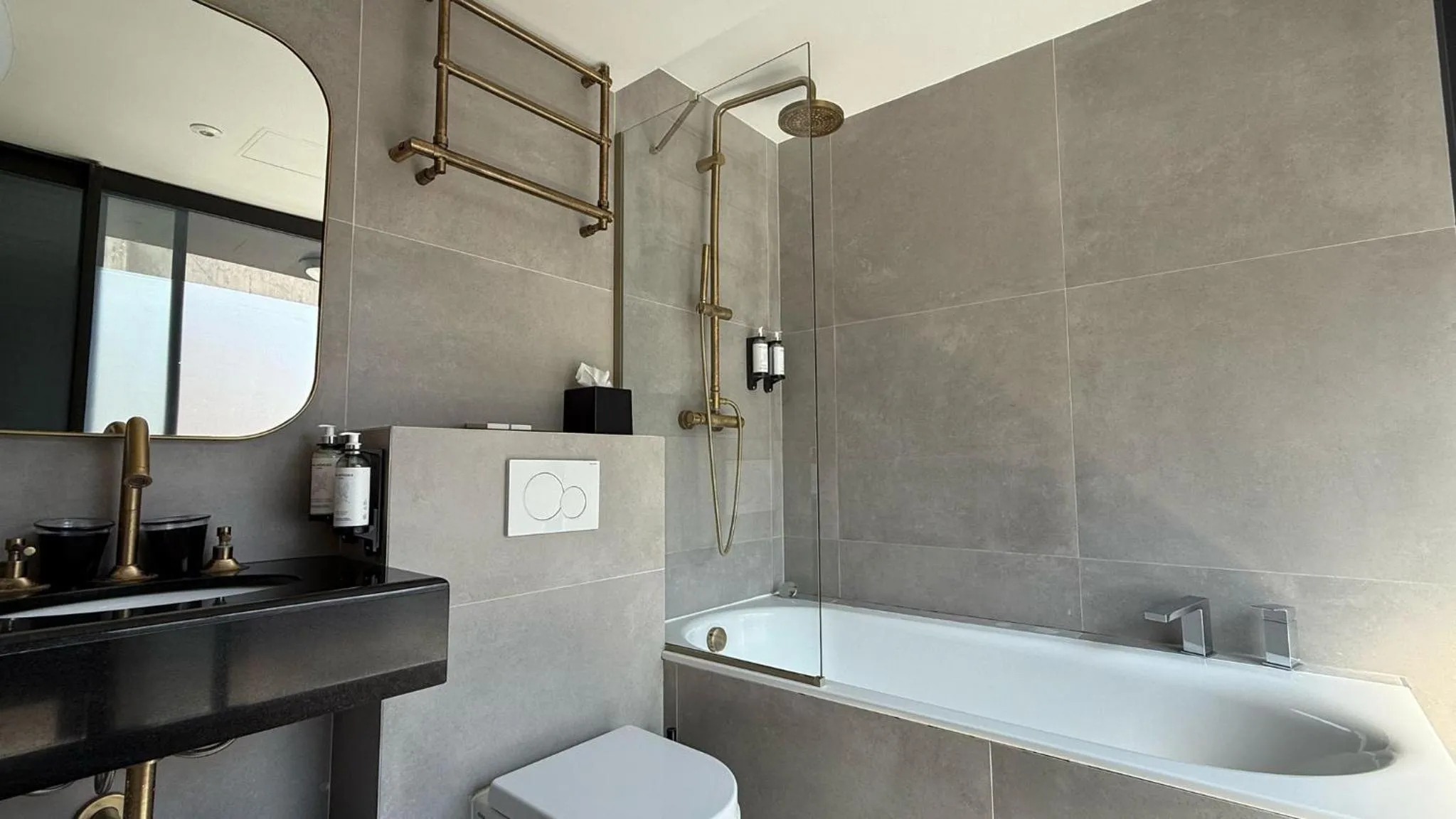 Bathroom in Le Rayz Vendome