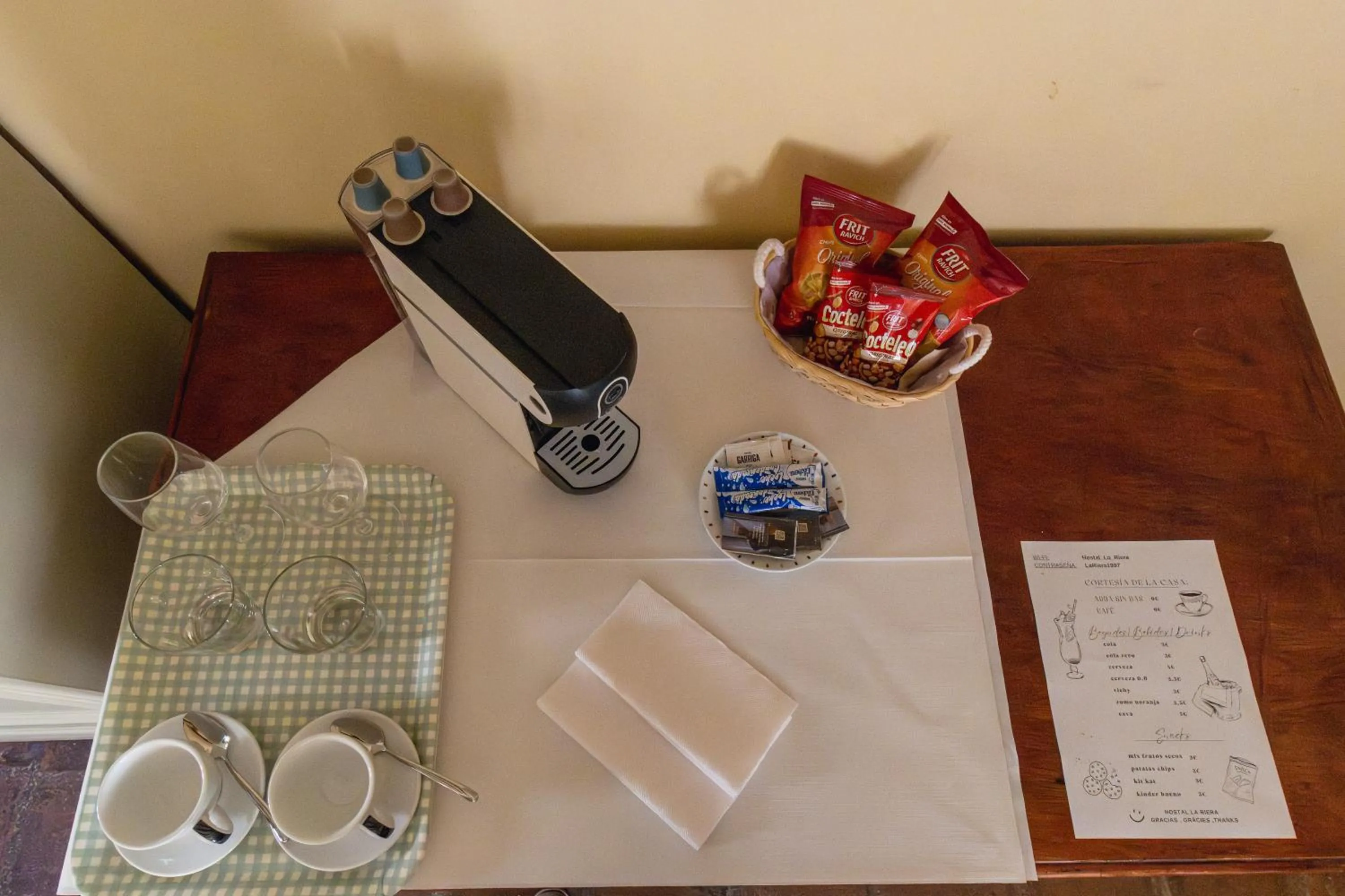 Food and drinks in Hostal La Riera de Peratallada