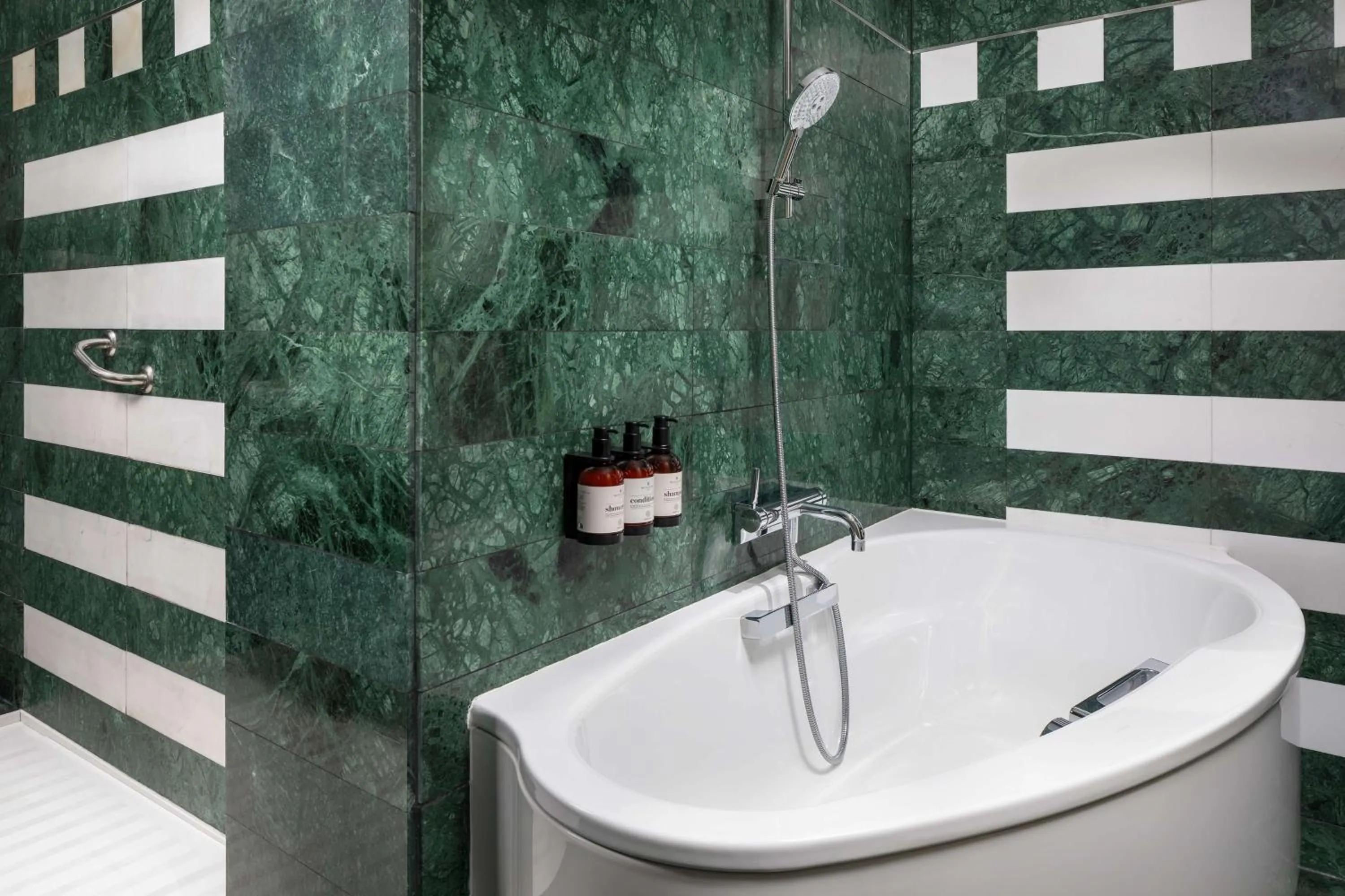 Bathroom in NH Collection Madrid Paseo del Prado