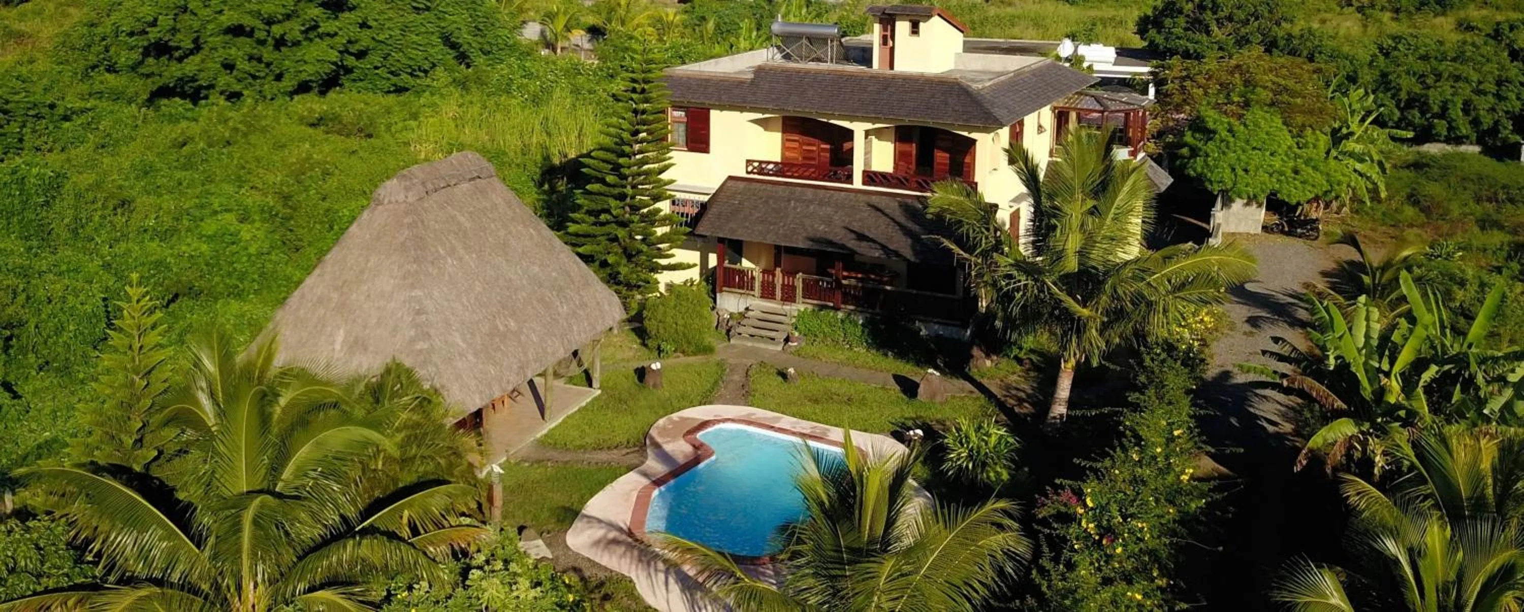 Property building in La Maison Soleil