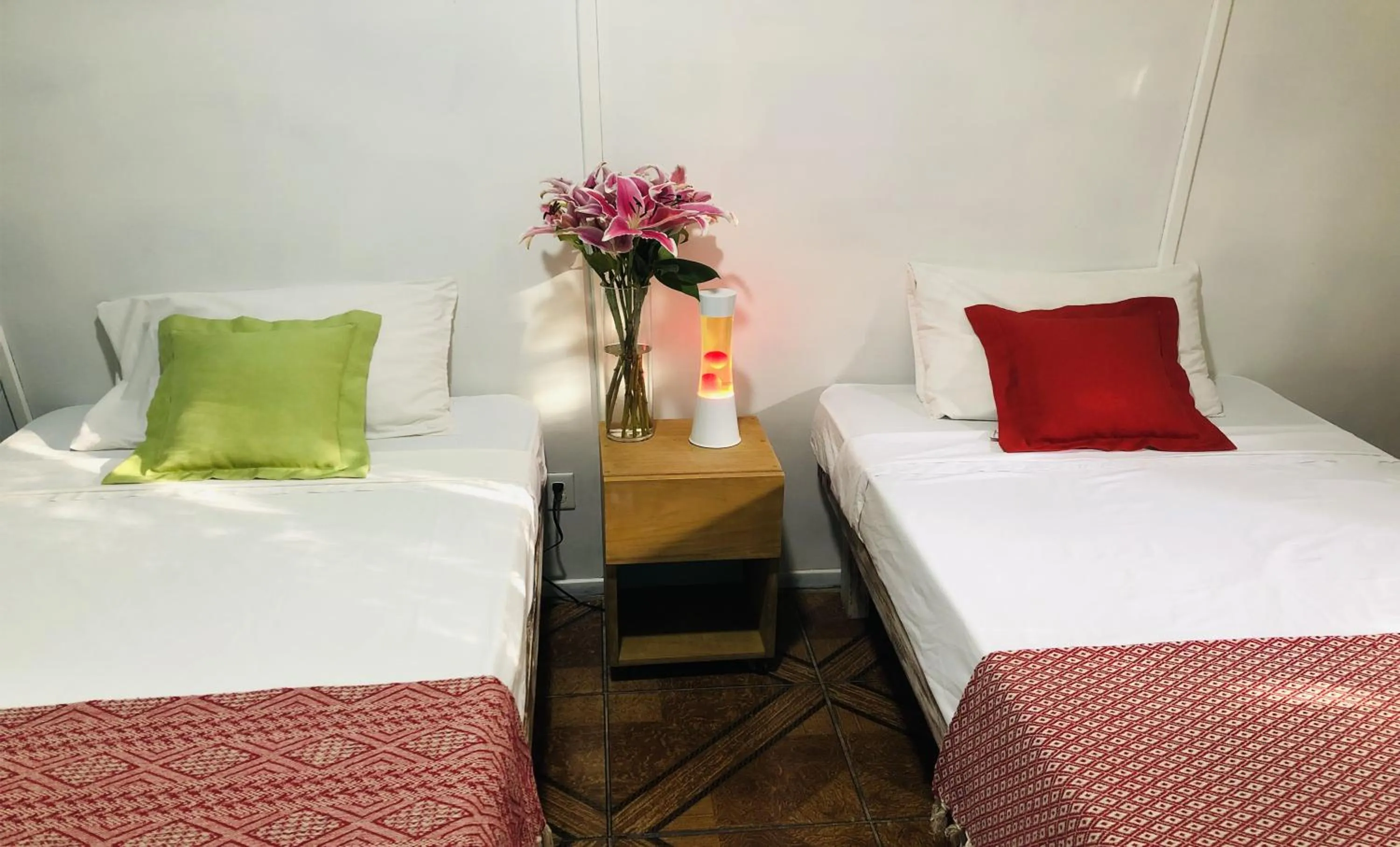 Twin Room in El Reinas by Sugar's Monkey