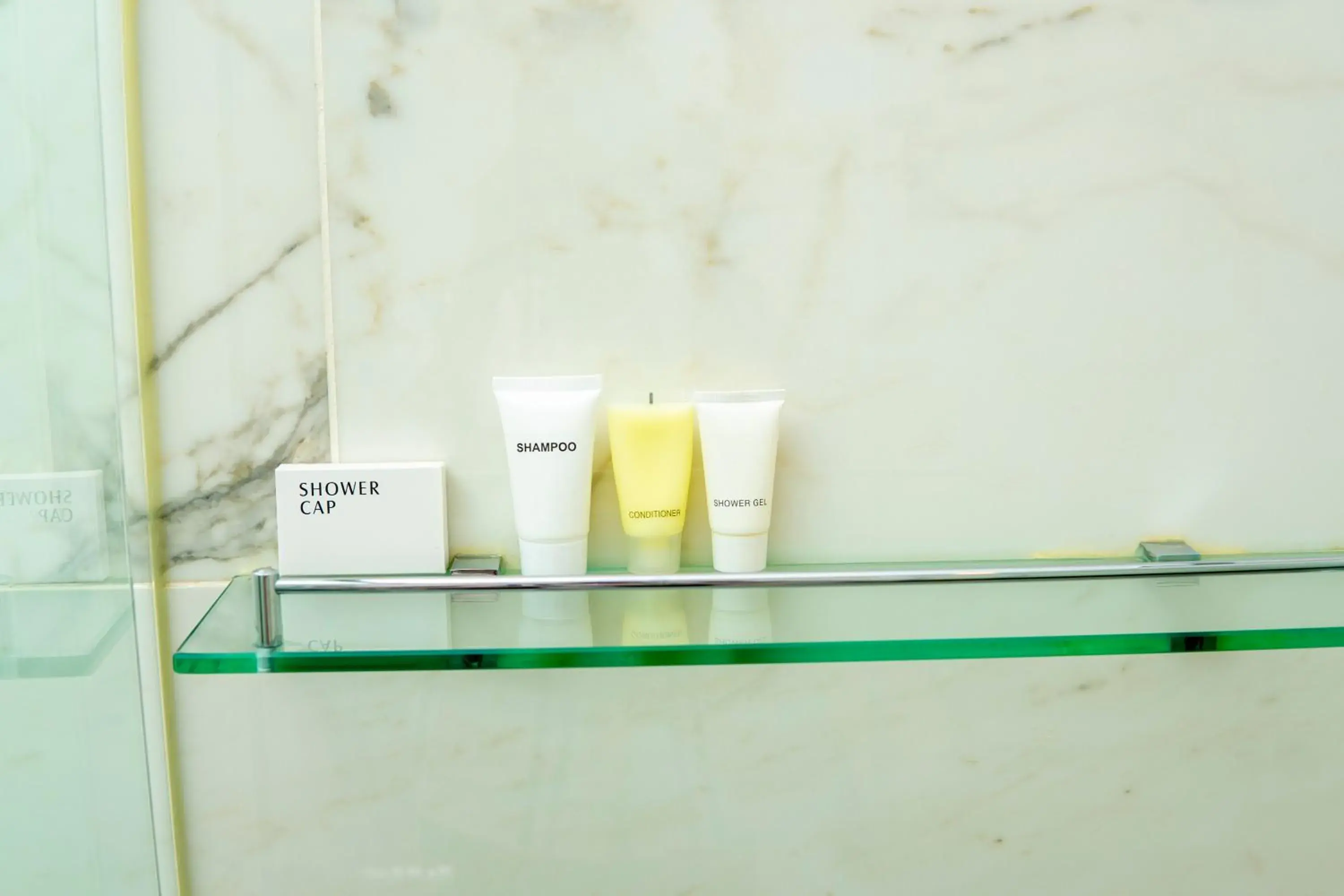 One-Bedroom Apartment in Africa's Touch & Leisure One-Bedroom Apartment in Africa's Touch & Leisure