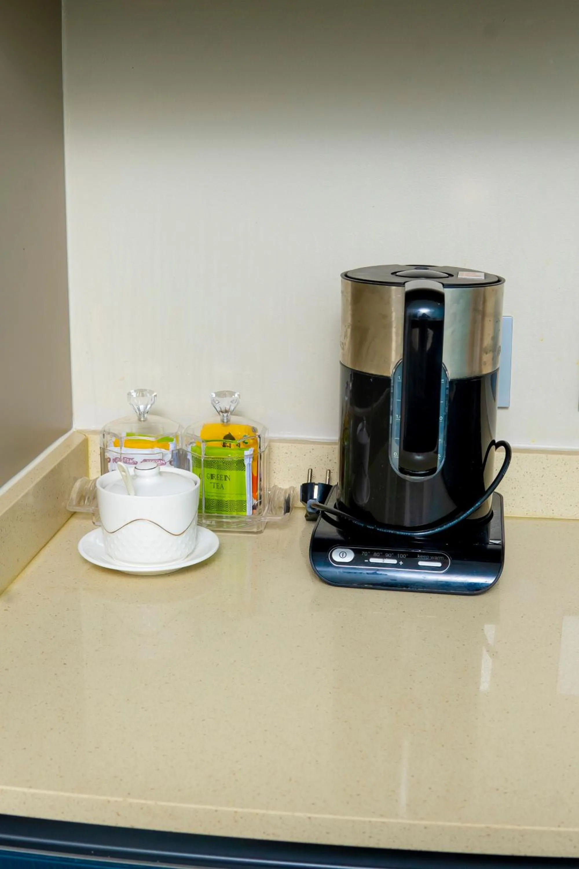 Coffee/tea facilities in Africa's Touch & Leisure