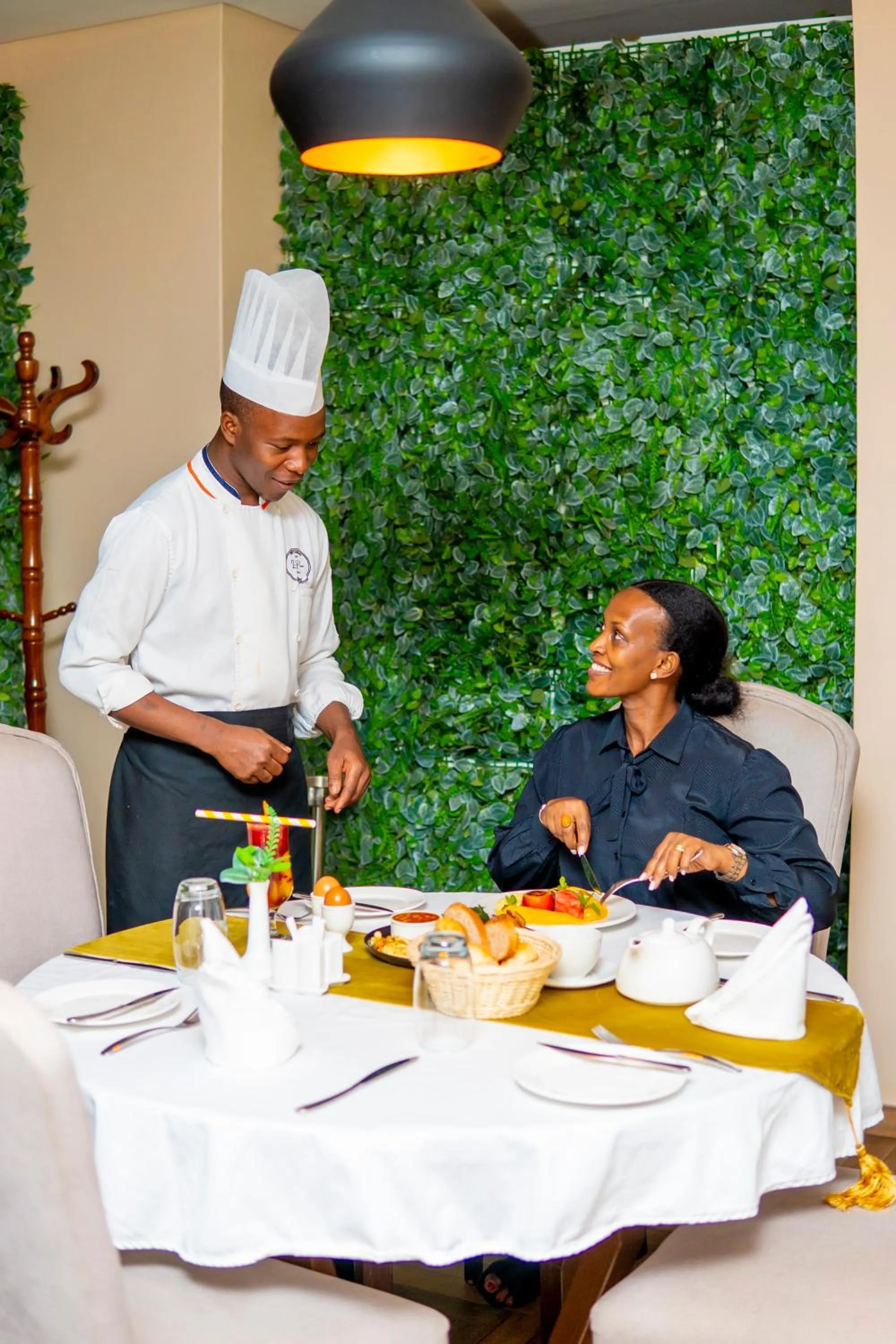 Restaurant/places to eat in Africa's Touch & Leisure