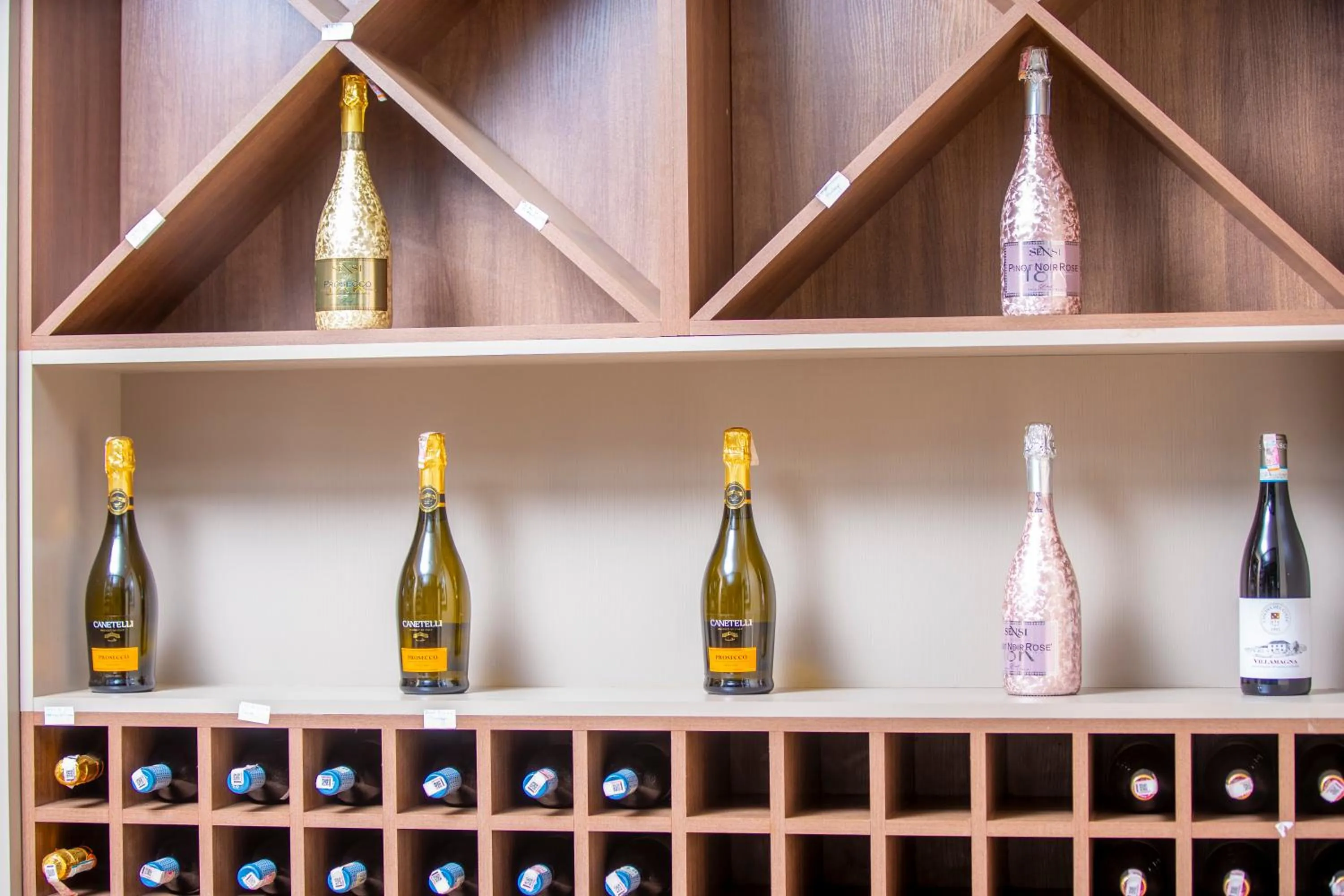 Food and drinks in Africa's Touch & Leisure