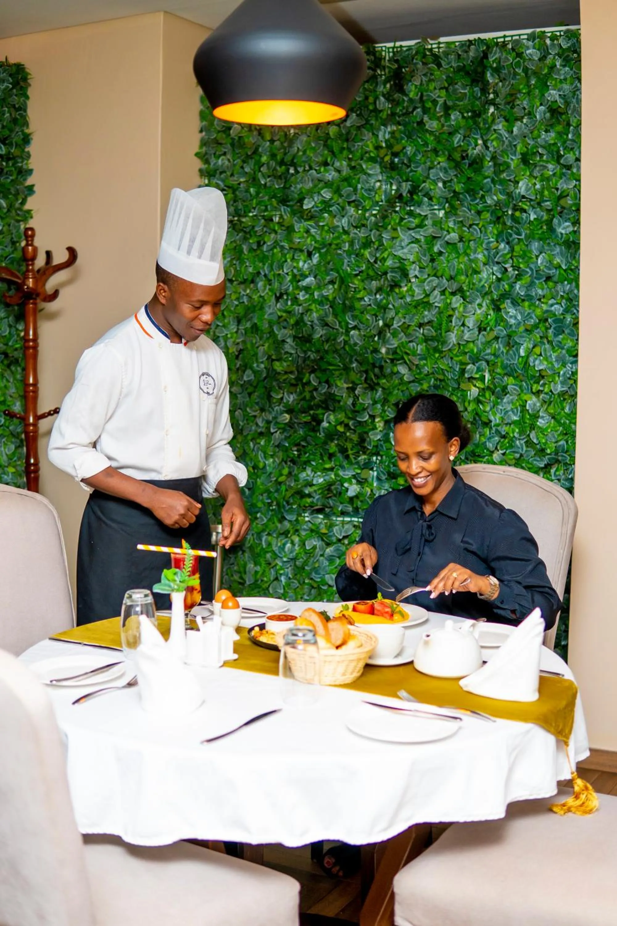 Restaurant/places to eat in Africa's Touch & Leisure