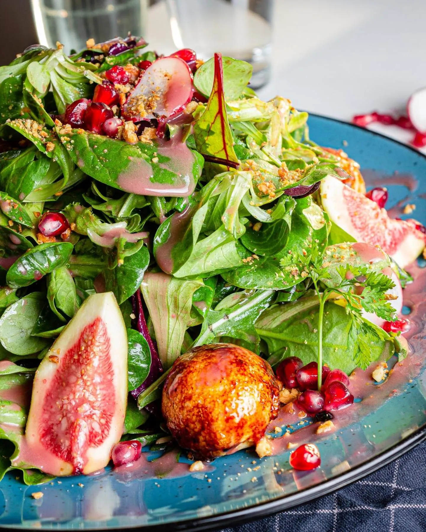 Food and drinks in Hotel Omega